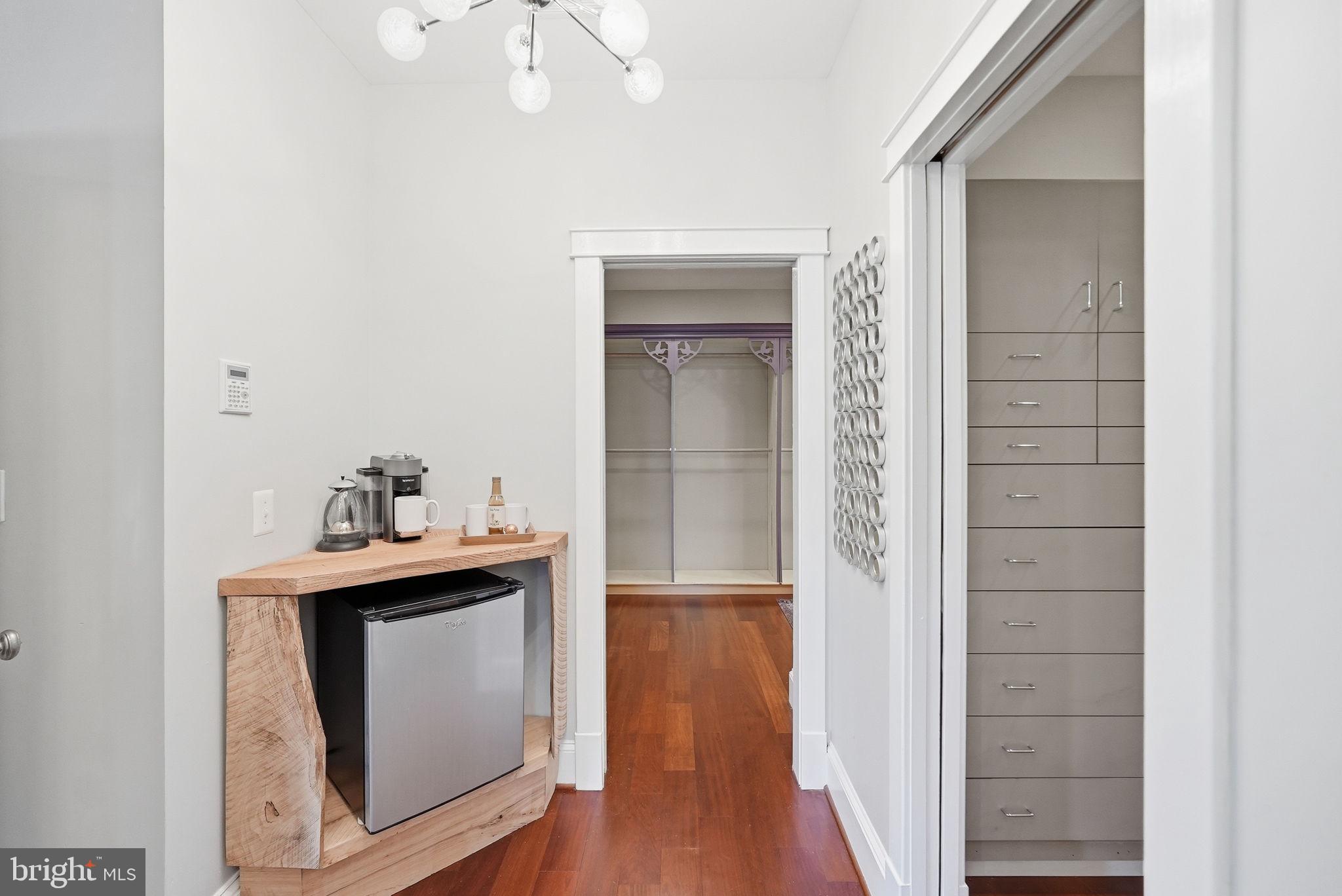 DARNESTOWN OUTSIDE - Residential