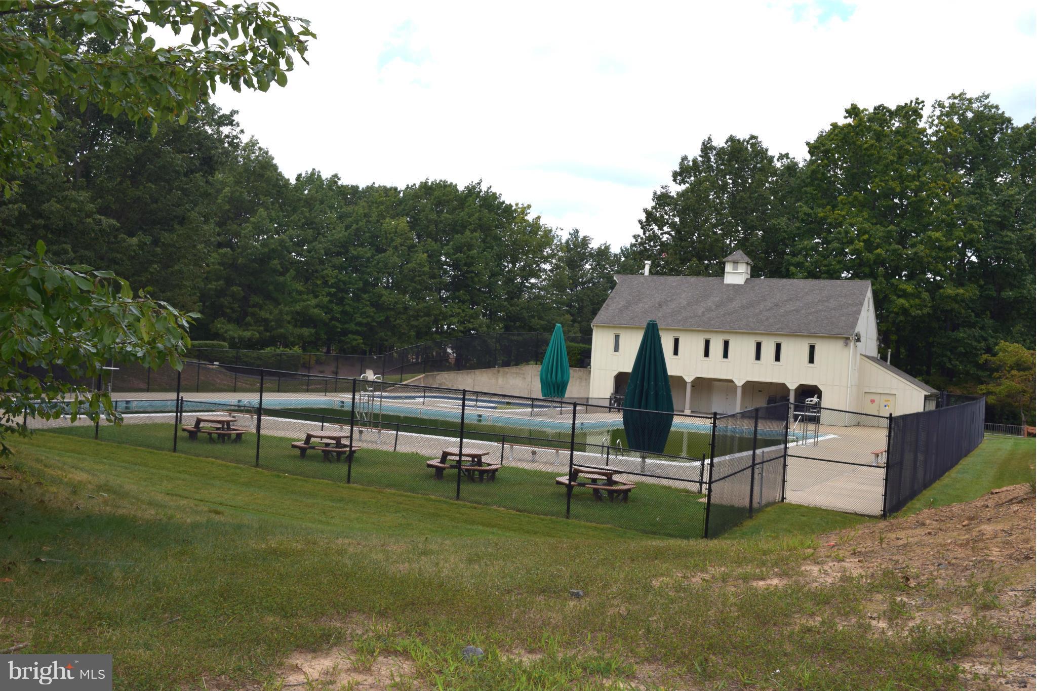 BURKE COVE - Residential