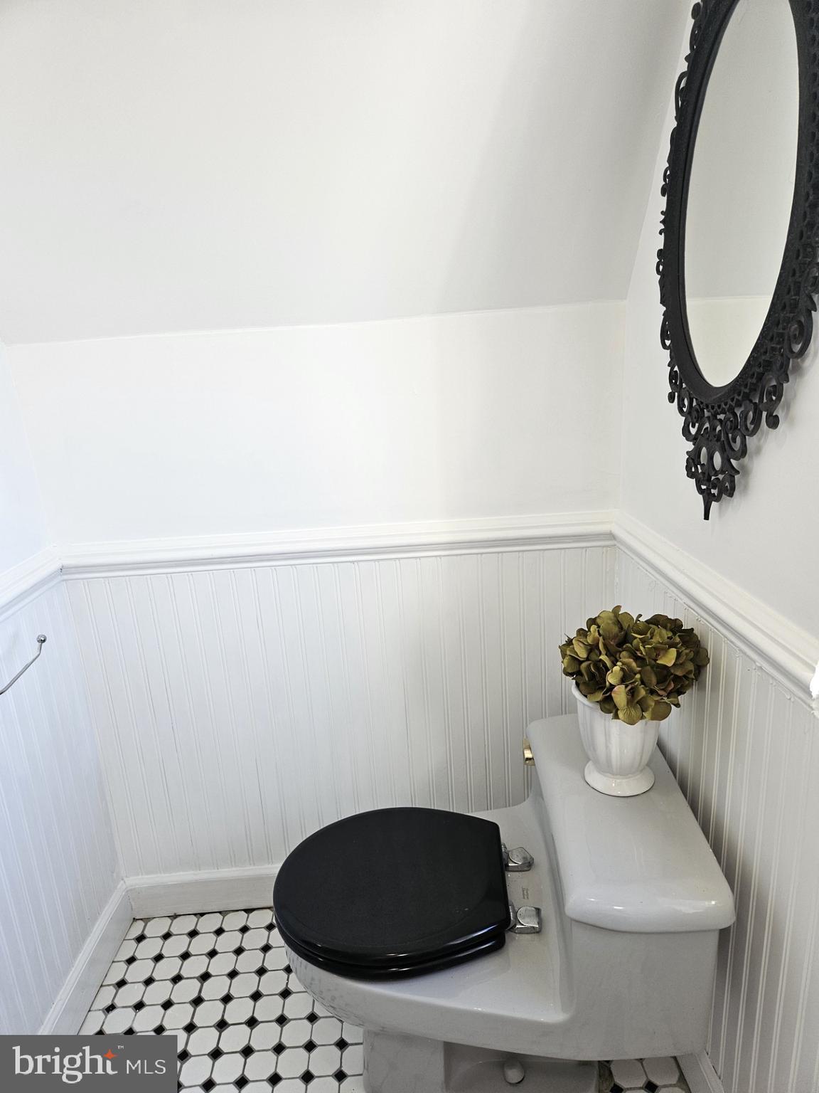 LAURAVILLE HISTORIC DISTRICT - Residential