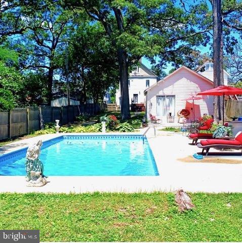 LAURAVILLE HISTORIC DISTRICT - Residential