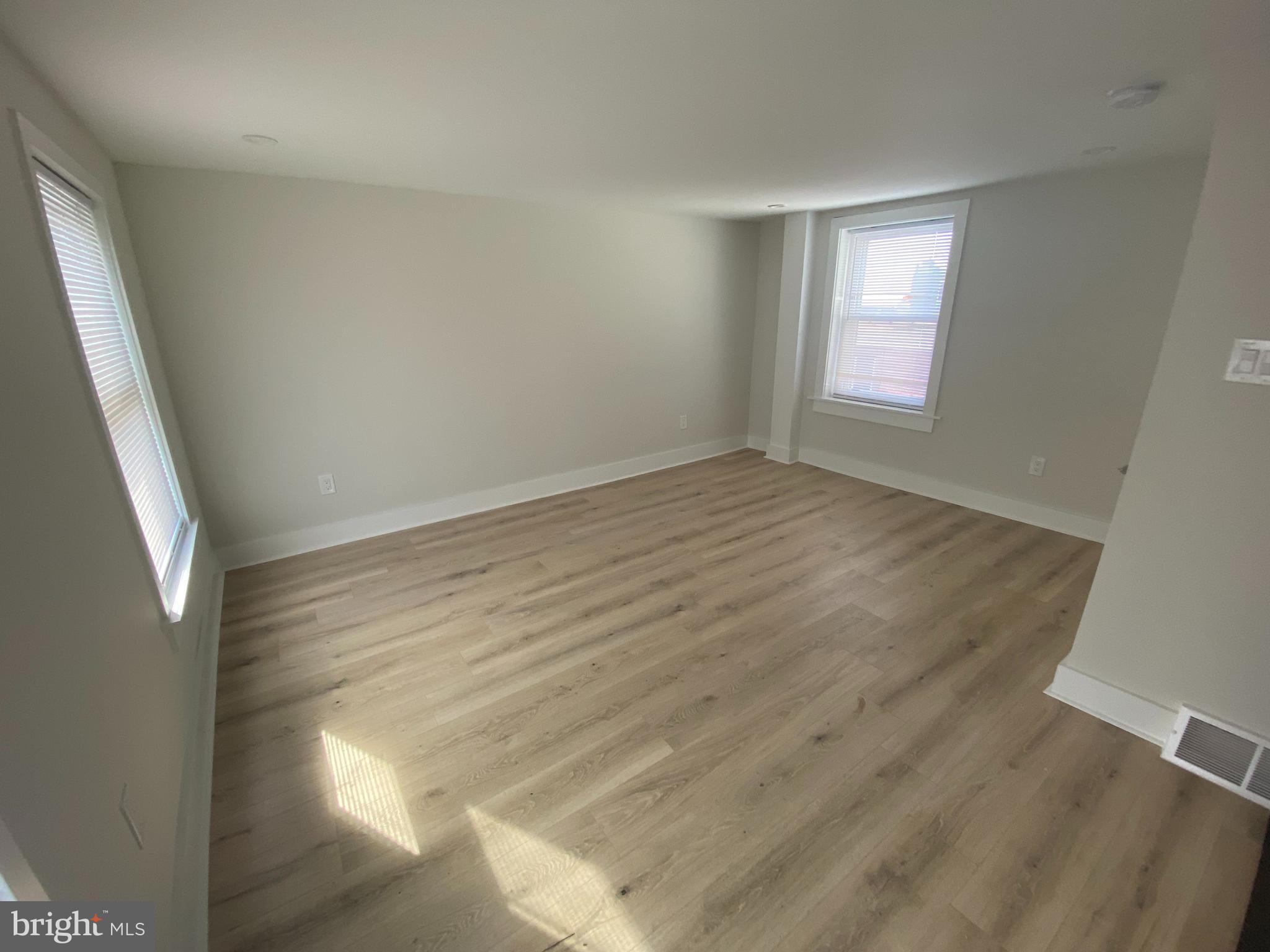 OLDE RICHMOND - Residential Lease