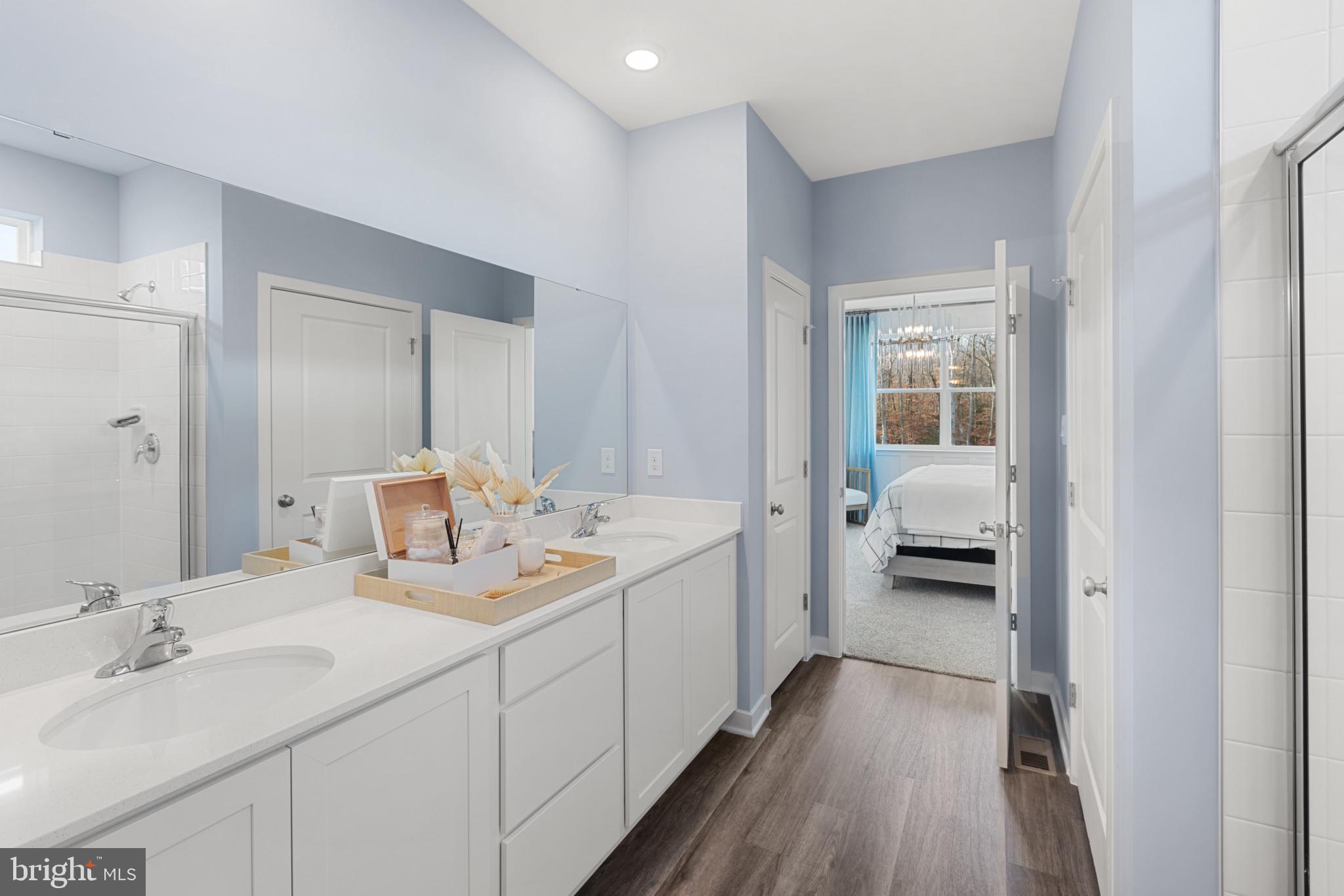 PINEGROVE - Residential