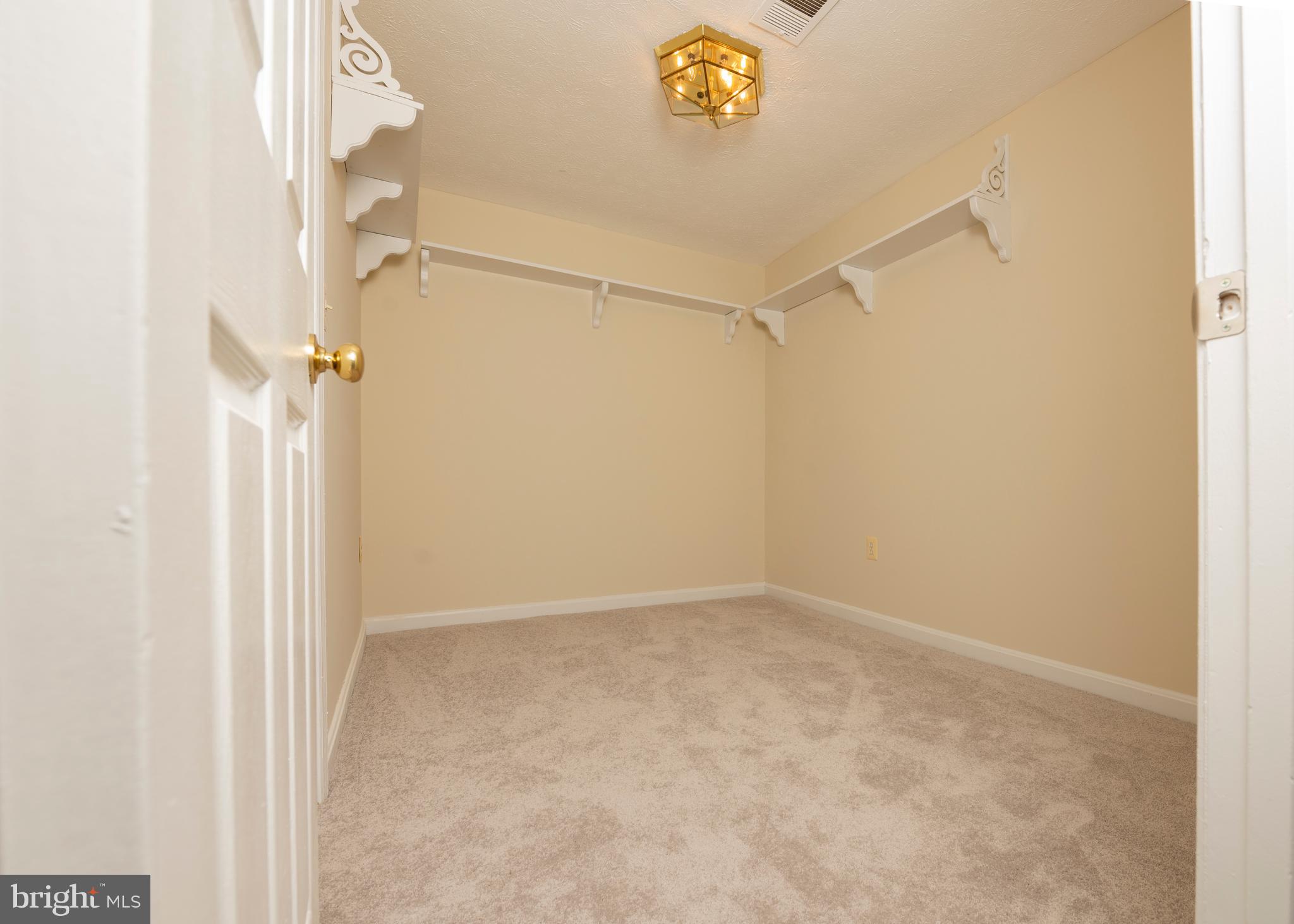 FOREST PARK - Residential