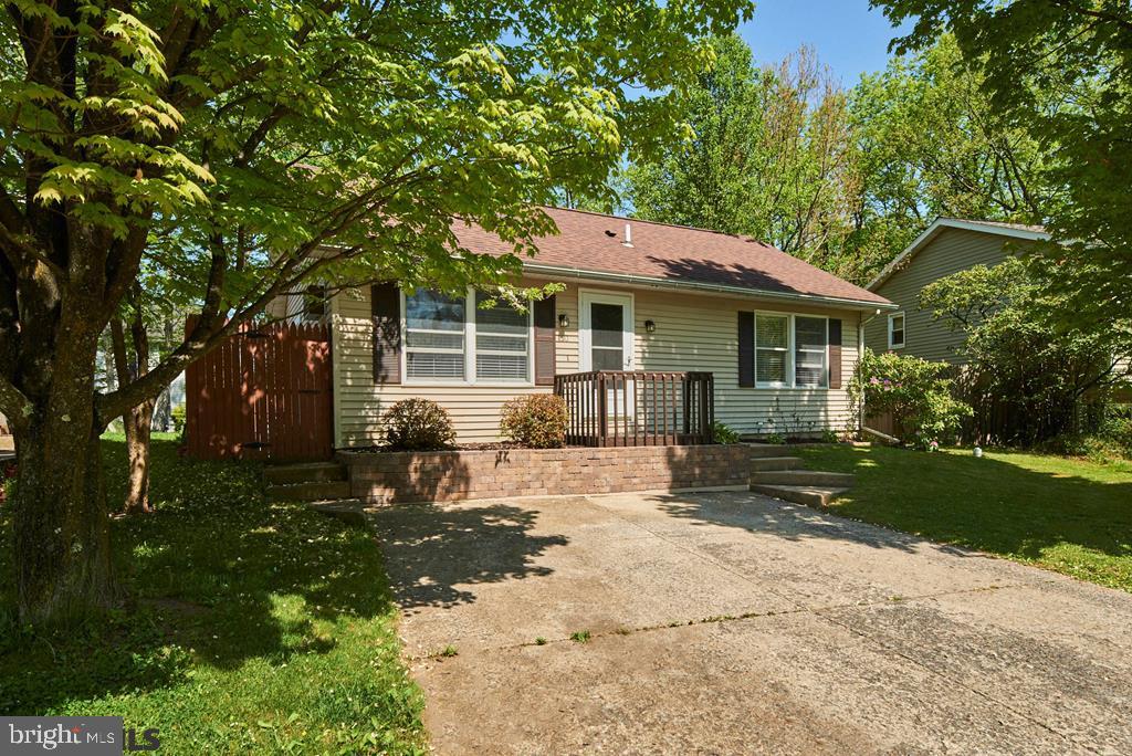 For Virtual Tour copy and paste: https://youtu.be/PO0wm02R8sA Home looking for owner of this modern recently updated 2 bedroom, 1.5 bath ranch in State College School District! Newly installed stylish laminate flooring throughout means no carpeting and easy to clean. In the kitchen you will find white cabinets, lots of storage, new countertops, & new appliances for a trendy look. The owners suite with attached bath is spacious. The full bath across the hall has new attractive flooring and vanity. The 2nd bedroom and all the rooms have been painted in fun neutral tones. It doesn't stop there, head outside to the fenced in private yard with patio ready for hosting parties and 2 car concrete driveway for off street parking. All of this in prime location right off Atherton Street, very close to shopping and entertainment. On the bus route, and only 1.5 miles to Wegman's! Call today for more information or a personal tour.