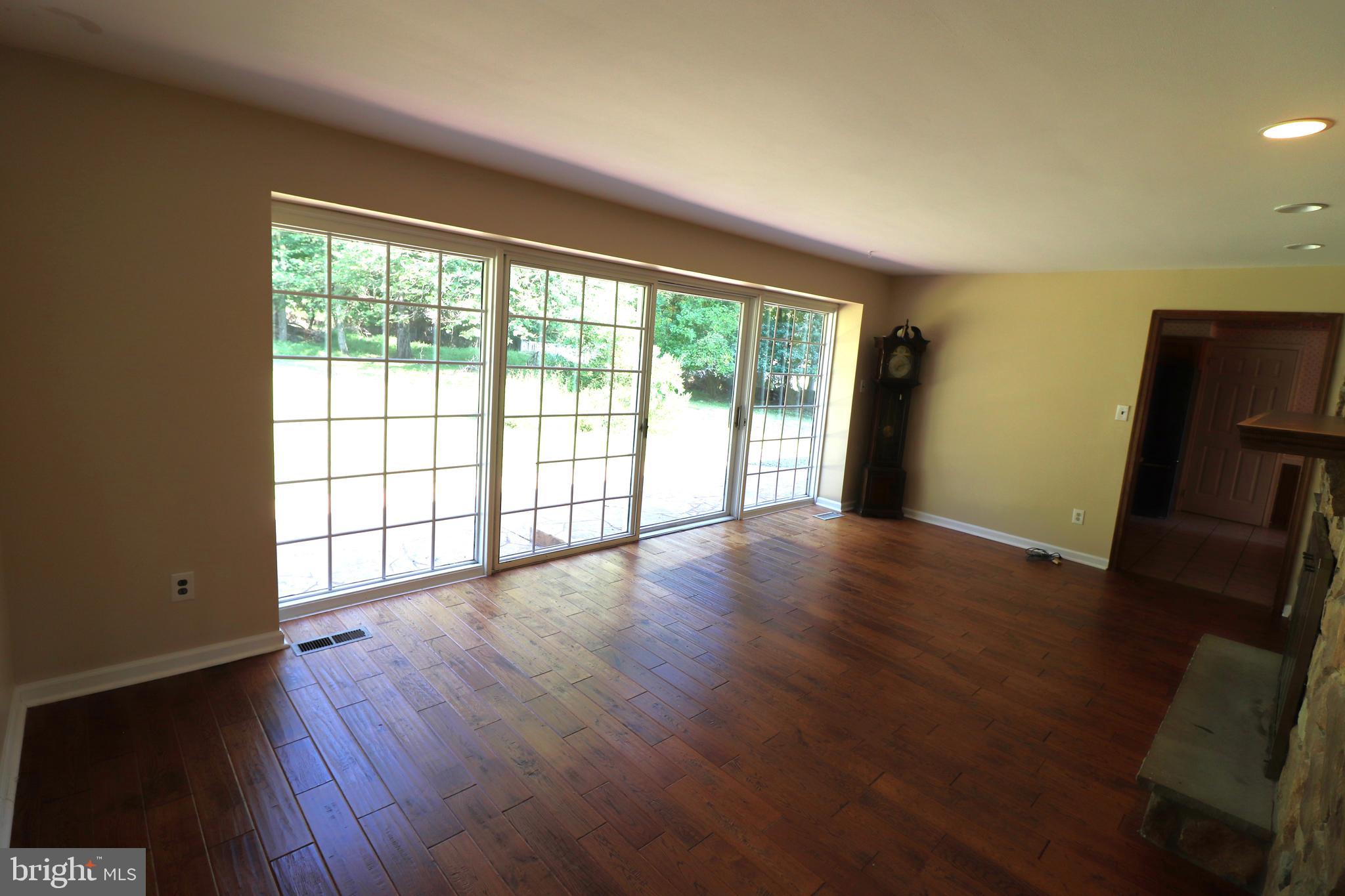 SPRINGTON WOODS - Residential