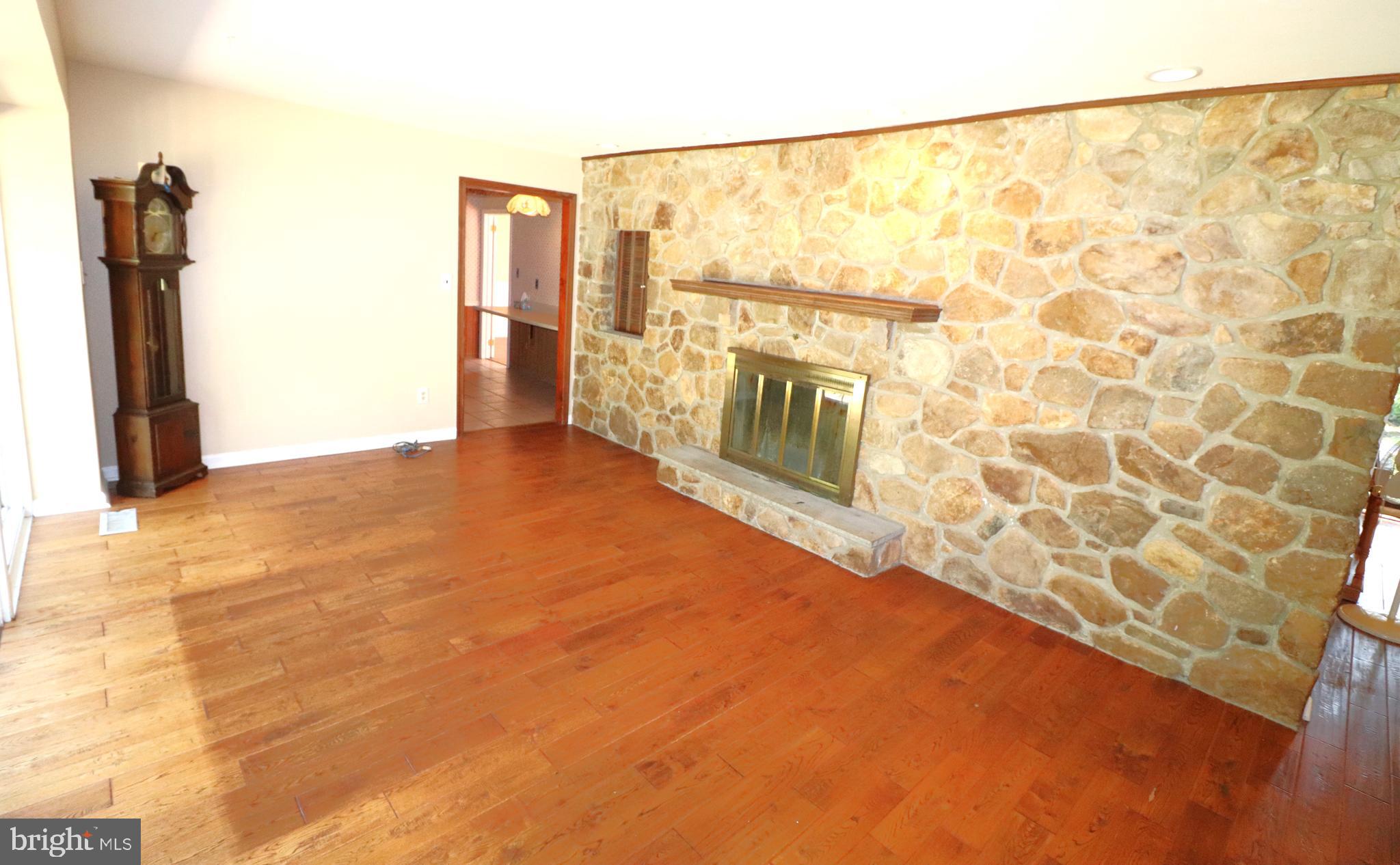 SPRINGTON WOODS - Residential