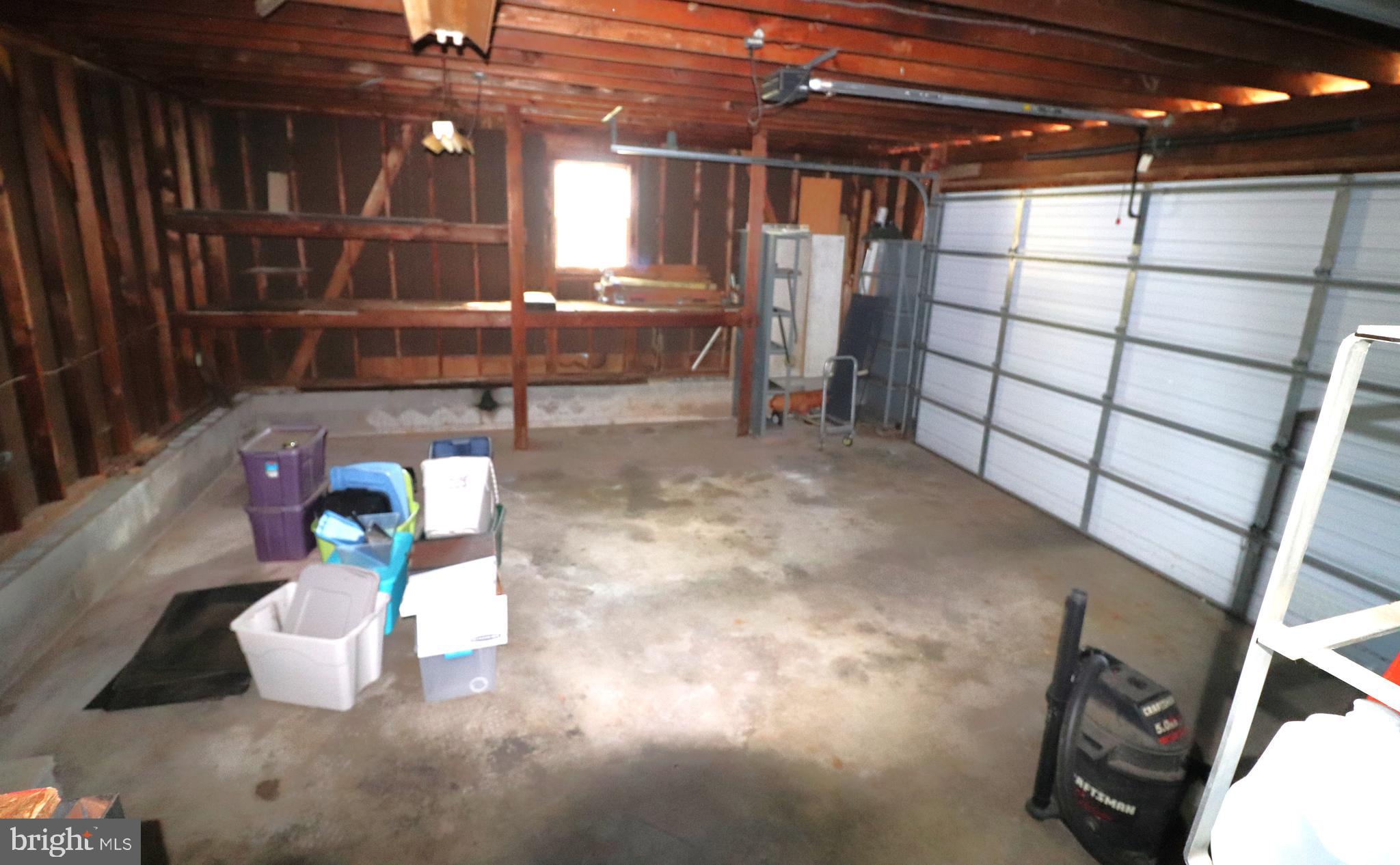 SPRINGTON WOODS - Residential