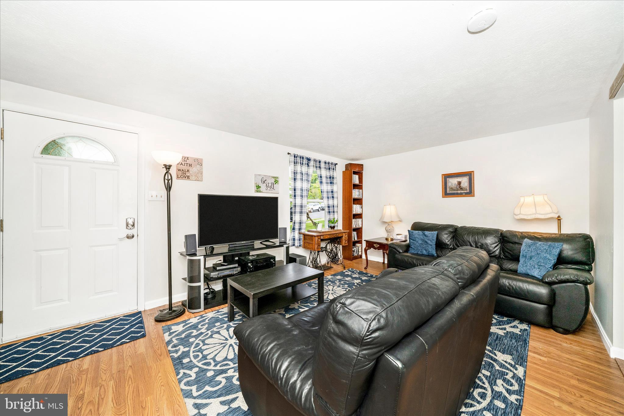 WOODSIDE STATION - Residential