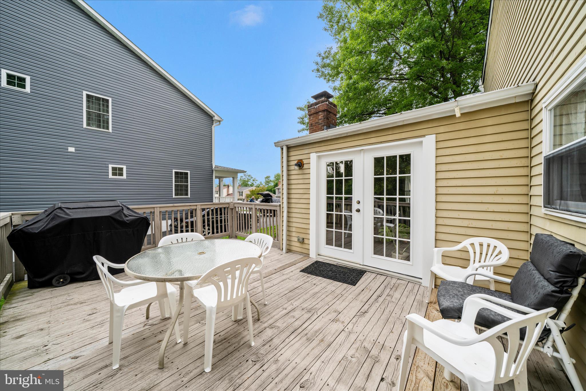 WOODSIDE STATION - Residential