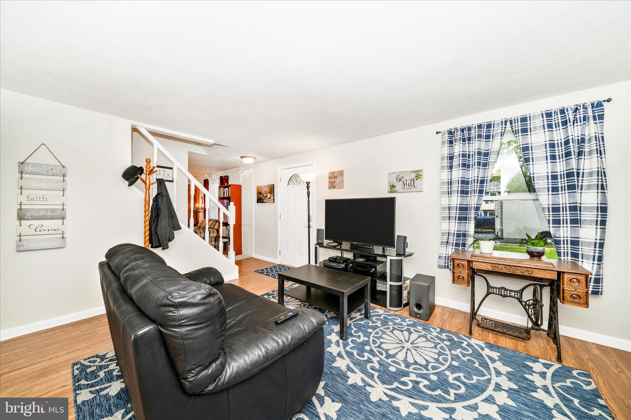 WOODSIDE STATION - Residential