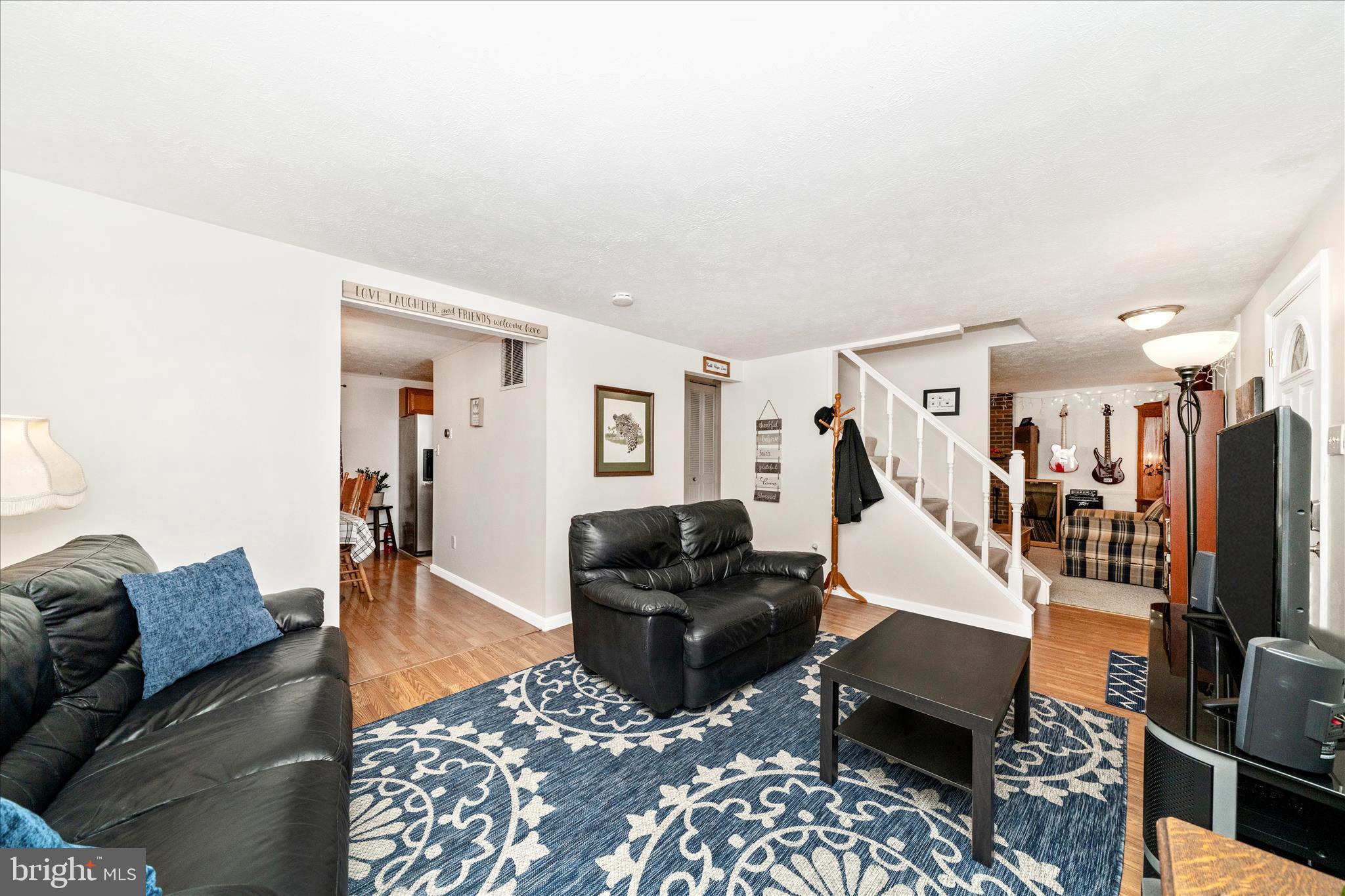 WOODSIDE STATION - Residential