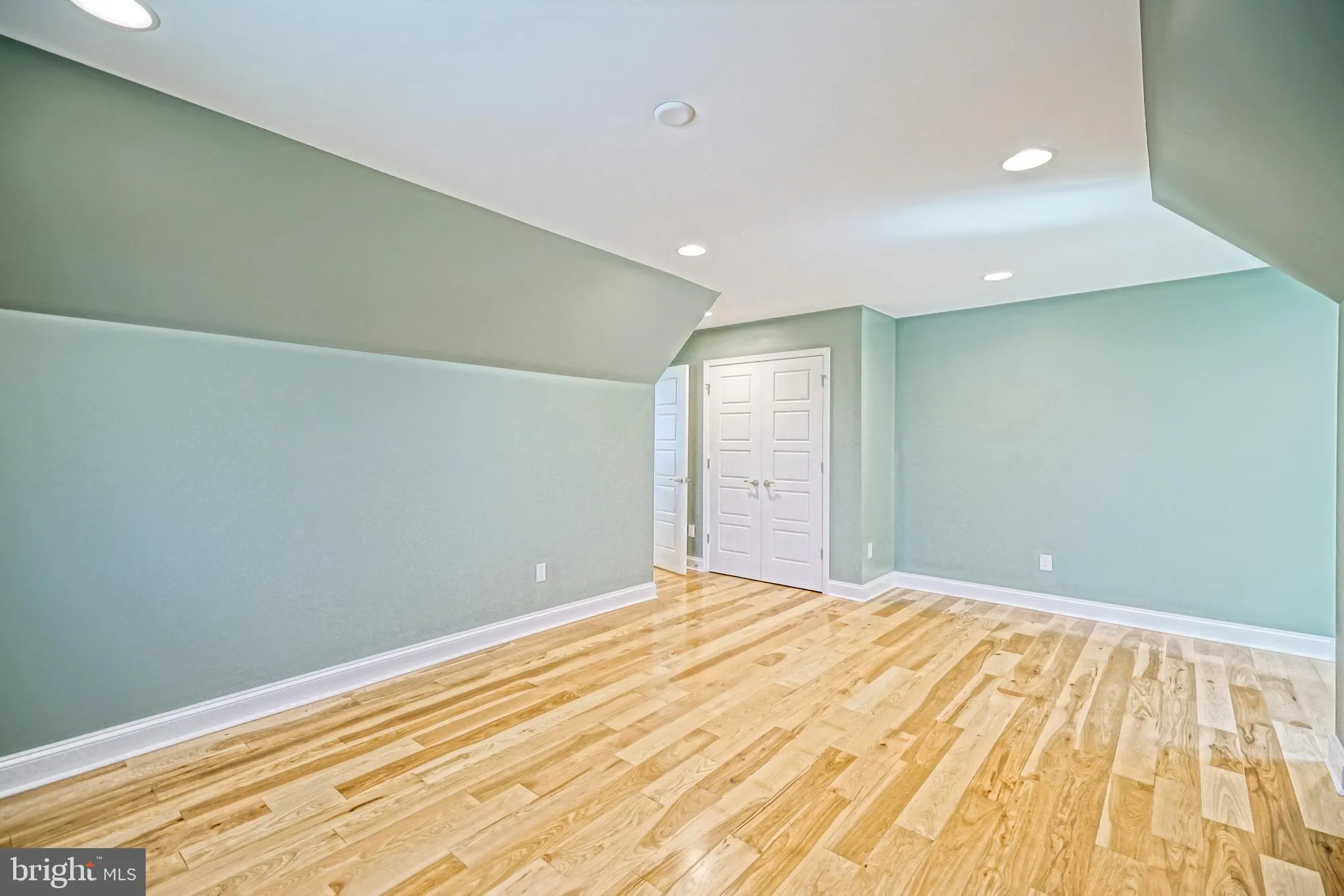 Lewes, Delaware 19958, United States, 5 Bedrooms Bedrooms, ,4 BathroomsBathrooms,Residential,Active,194914