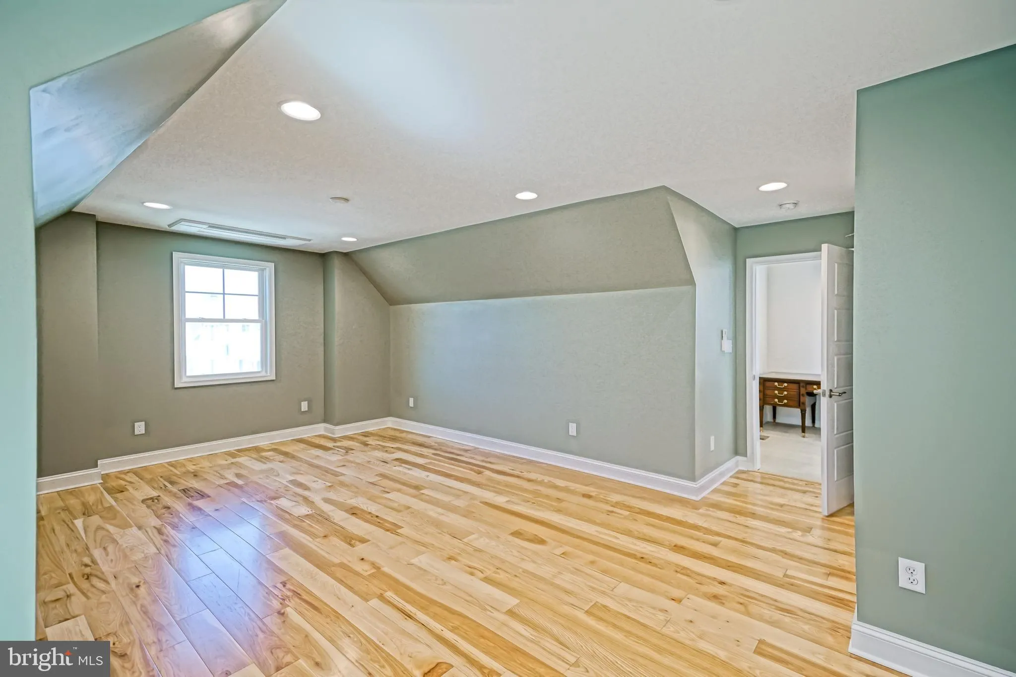 Lewes, Delaware 19958, United States, 5 Bedrooms Bedrooms, ,4 BathroomsBathrooms,Residential,Active,194914