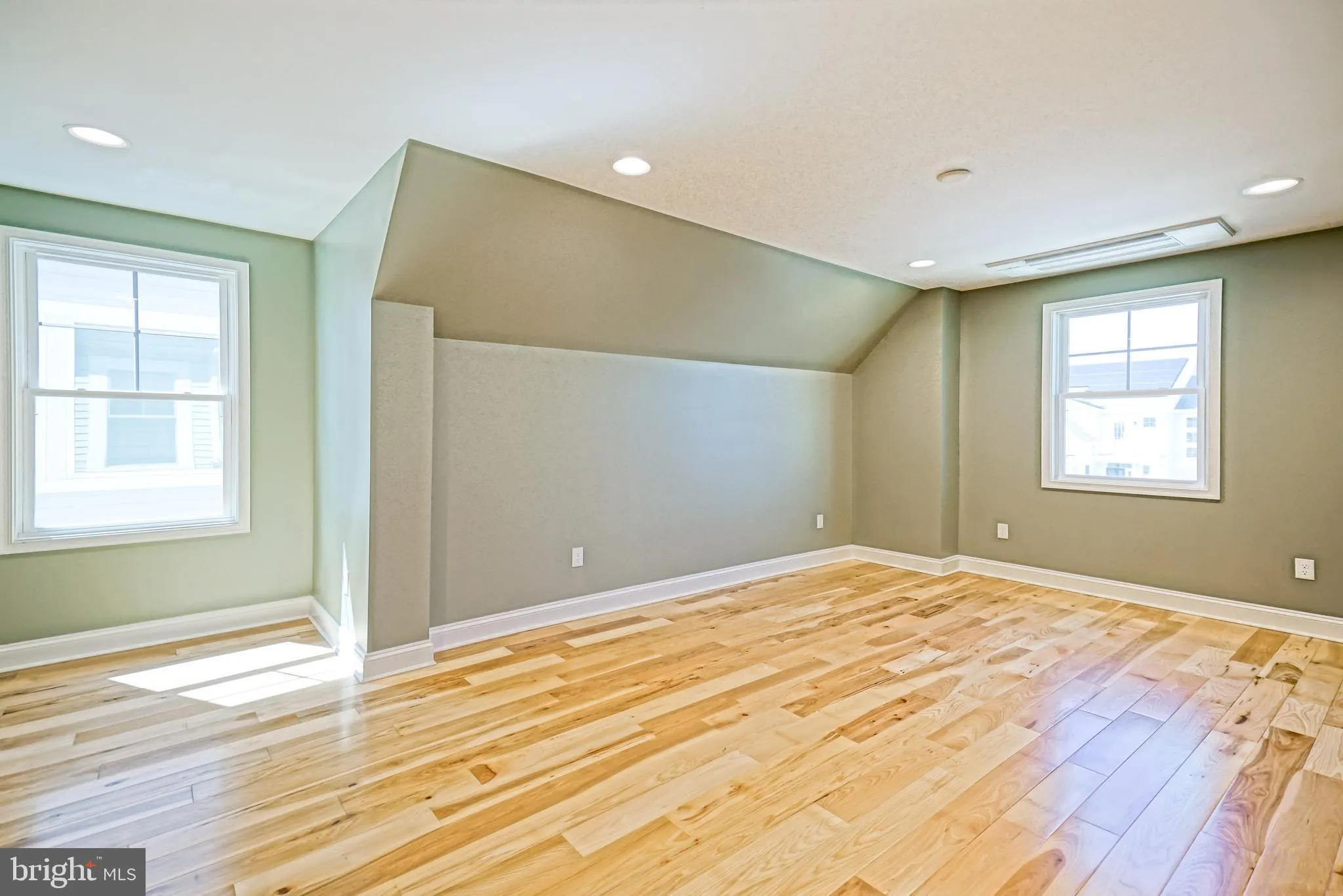 Lewes, Delaware 19958, United States, 5 Bedrooms Bedrooms, ,4 BathroomsBathrooms,Residential,Active,194914