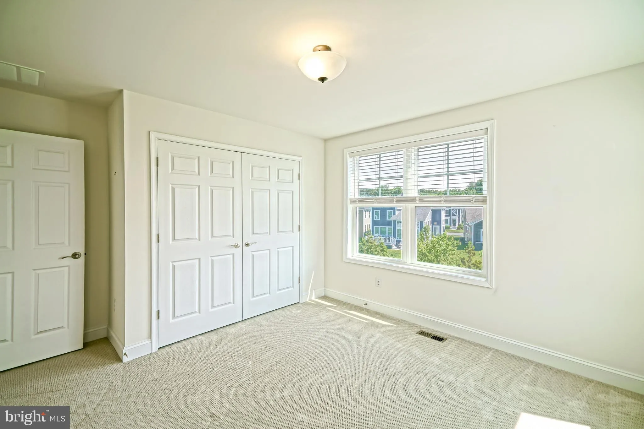 Lewes, Delaware 19958, United States, 5 Bedrooms Bedrooms, ,4 BathroomsBathrooms,Residential,Active,194914