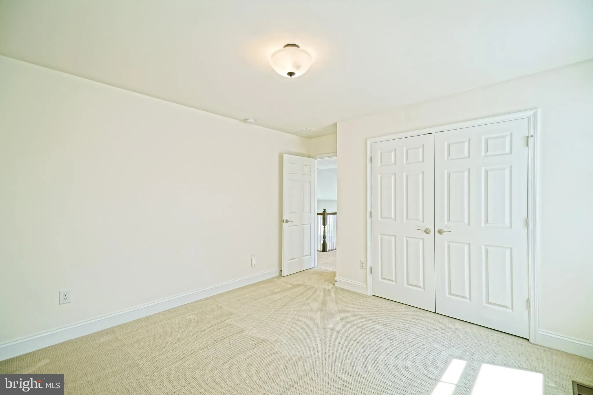 Lewes, Delaware 19958, United States, 5 Bedrooms Bedrooms, ,4 BathroomsBathrooms,Residential,Active,194914