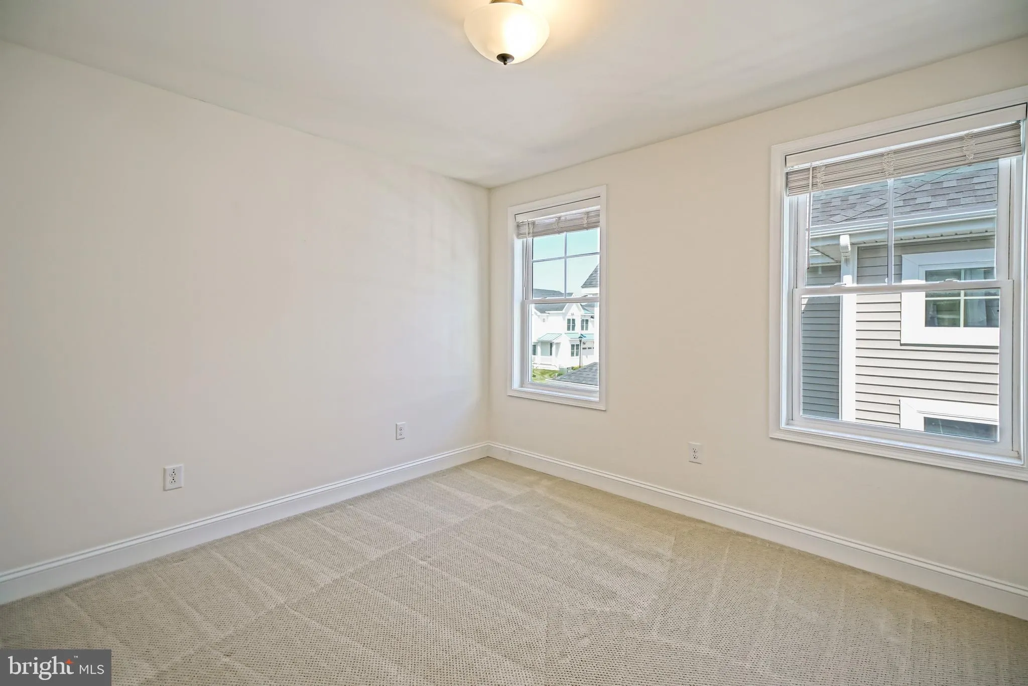 Lewes, Delaware 19958, United States, 5 Bedrooms Bedrooms, ,4 BathroomsBathrooms,Residential,Active,194914