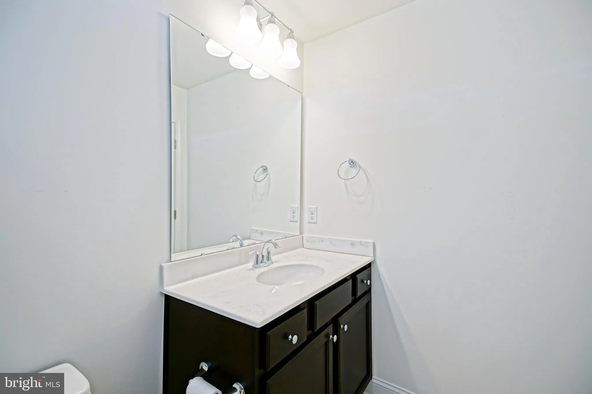 Lewes, Delaware 19958, United States, 5 Bedrooms Bedrooms, ,4 BathroomsBathrooms,Residential,Active,194914