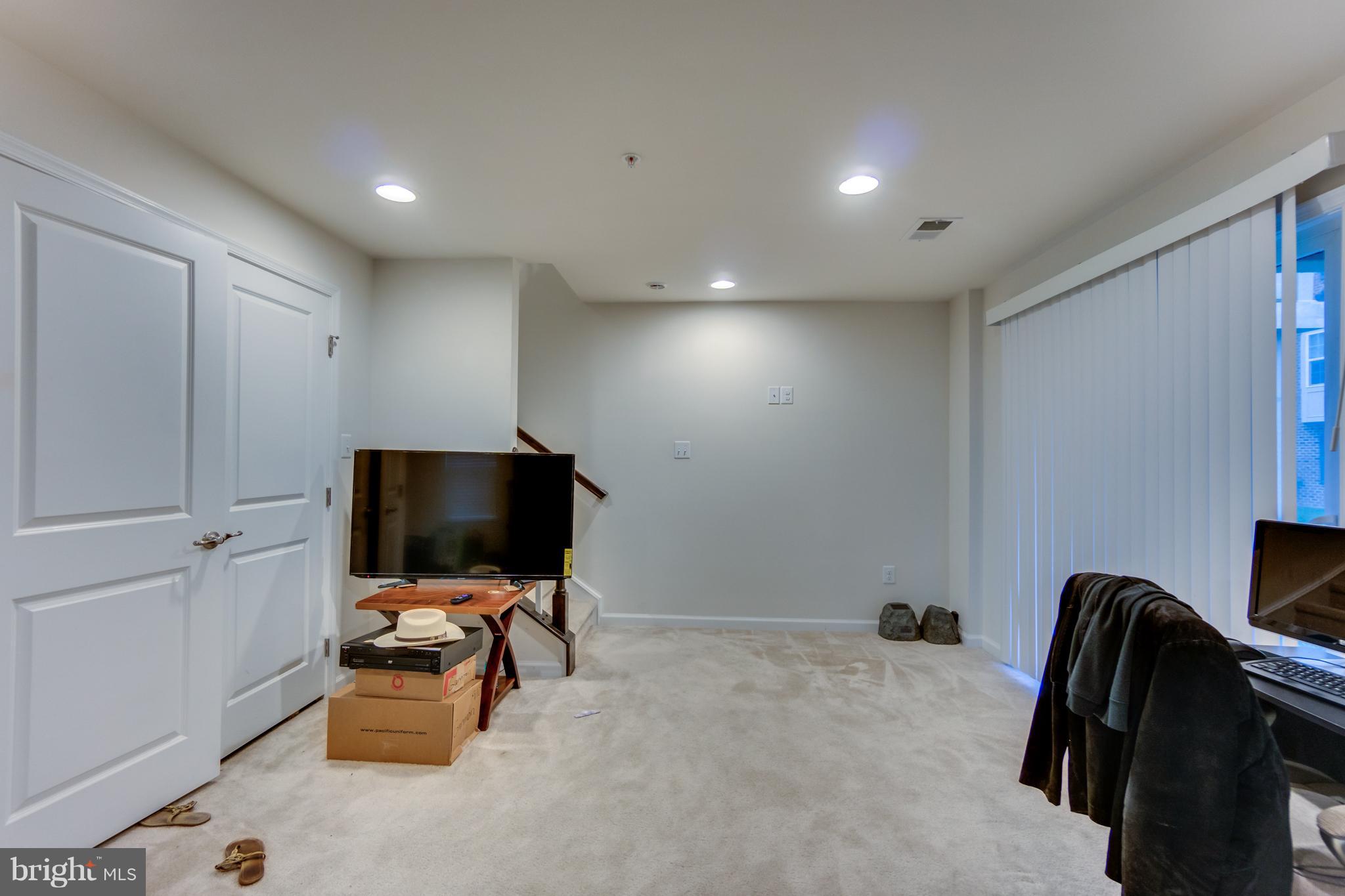 ADAMS CROSSING - Residential