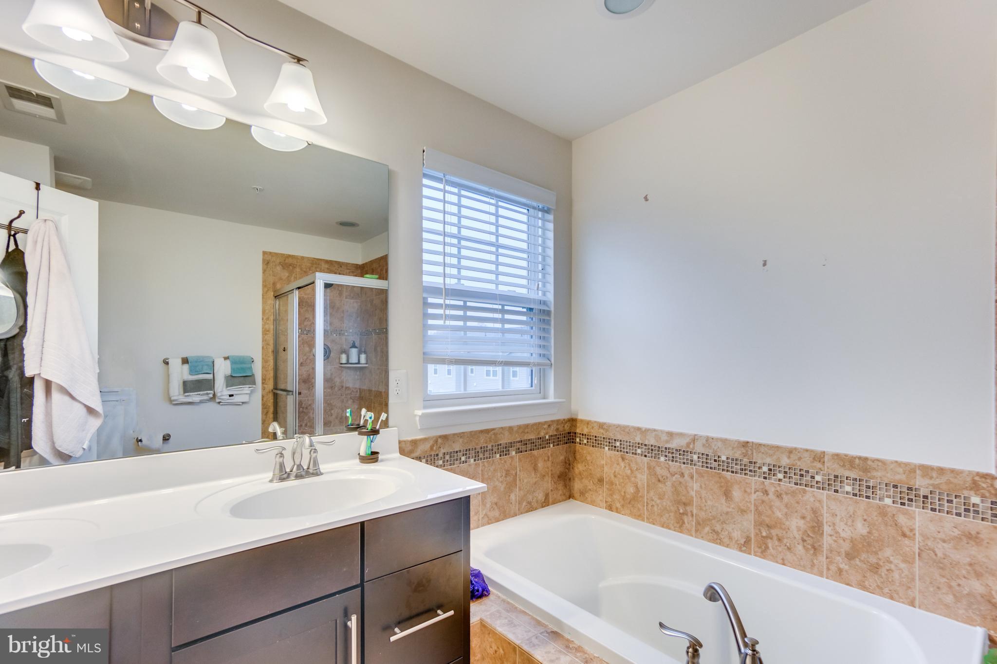 ADAMS CROSSING - Residential