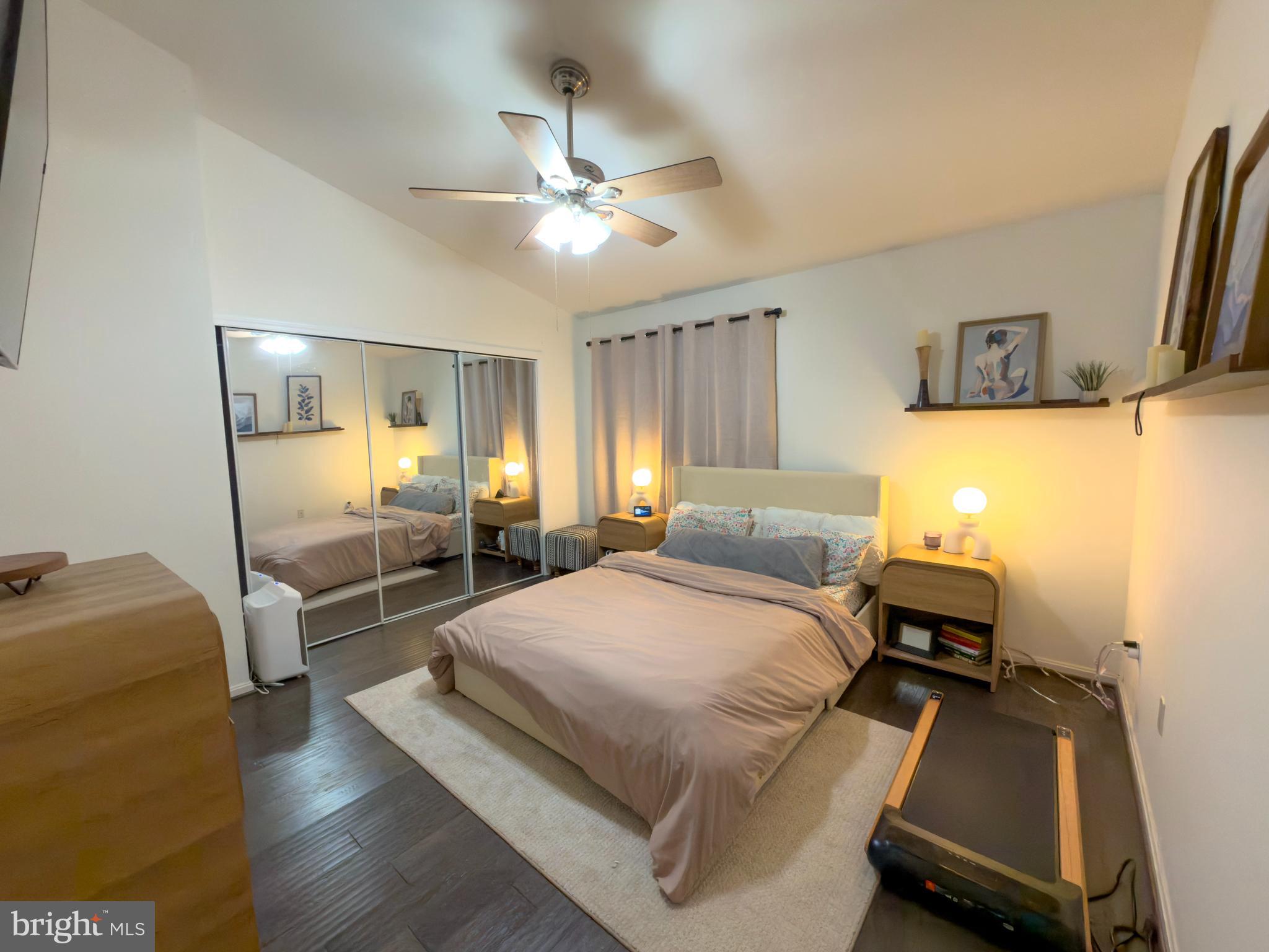 GLENSHIRE TOWNE - Residential