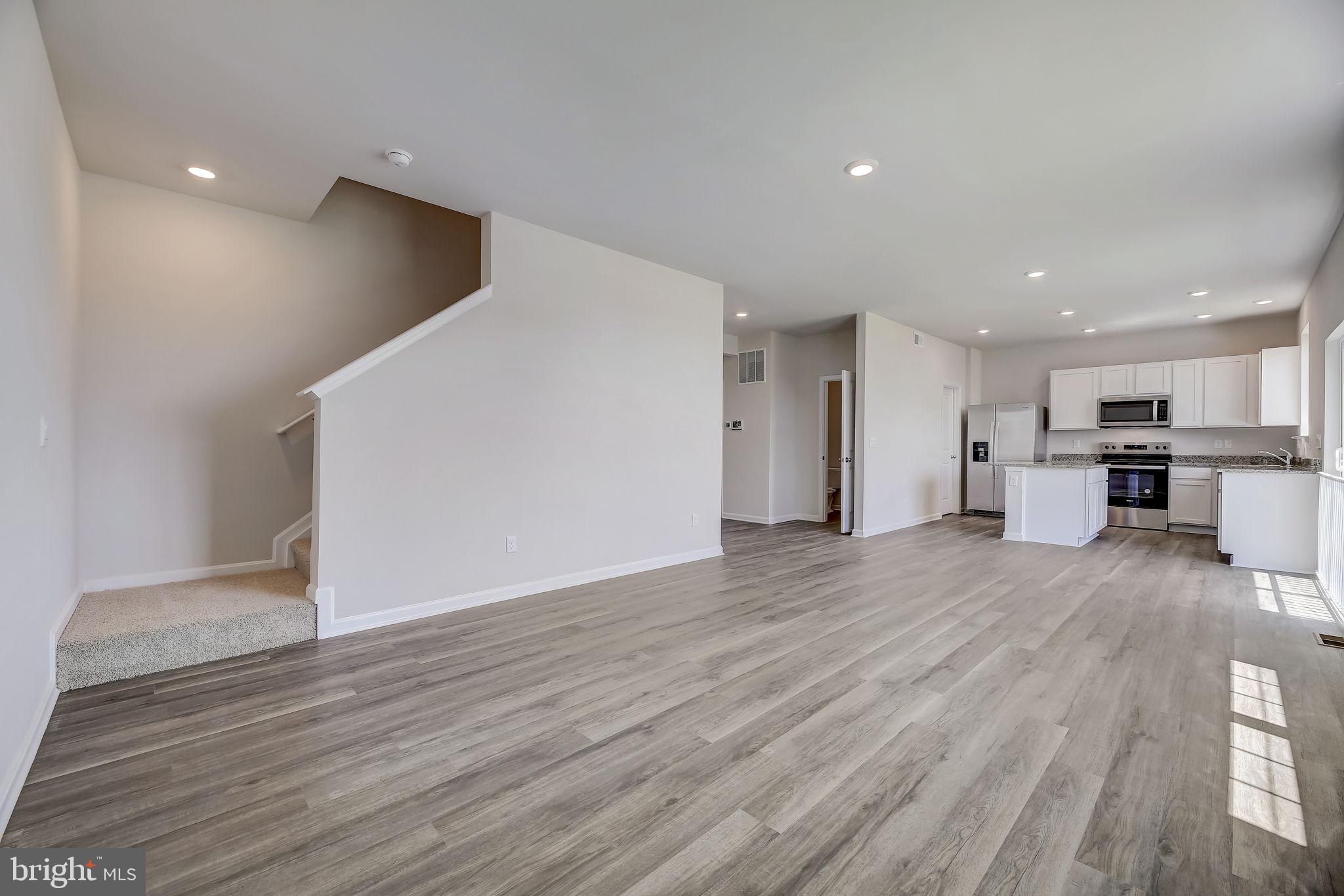 RIDGELY'S RESERVE - Residential