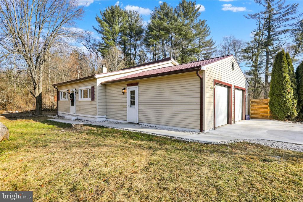 Photo of 9 Lake Shore Drive, MOHNTON, PA 19540 (MLS # PABK2066716)