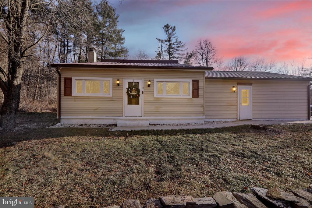 Photo of 9 Lake Shore Drive, MOHNTON, PA 19540 (MLS # PABK2066716)
