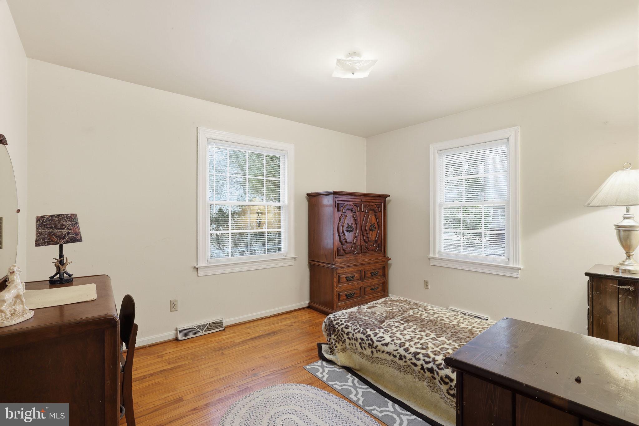 FREDERICKSBURG - Residential