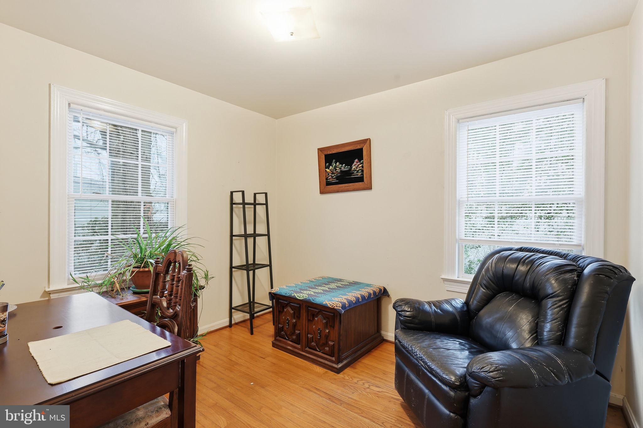 FREDERICKSBURG - Residential