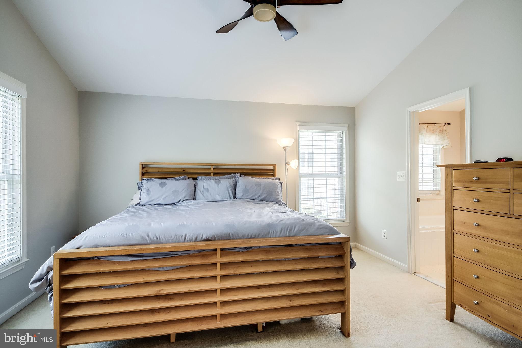 POTOMAC FALLS - Residential