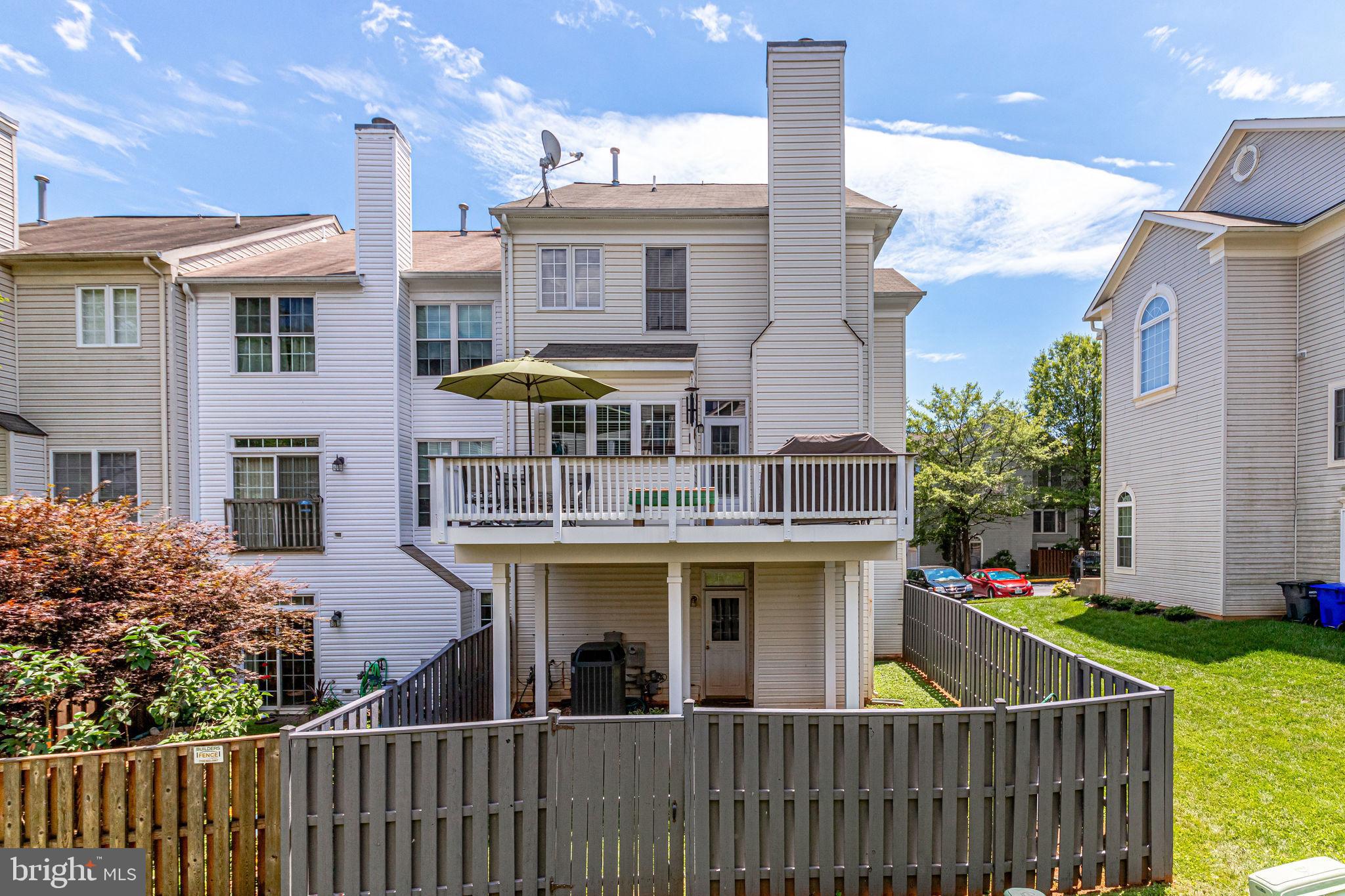 POTOMAC FALLS - Residential