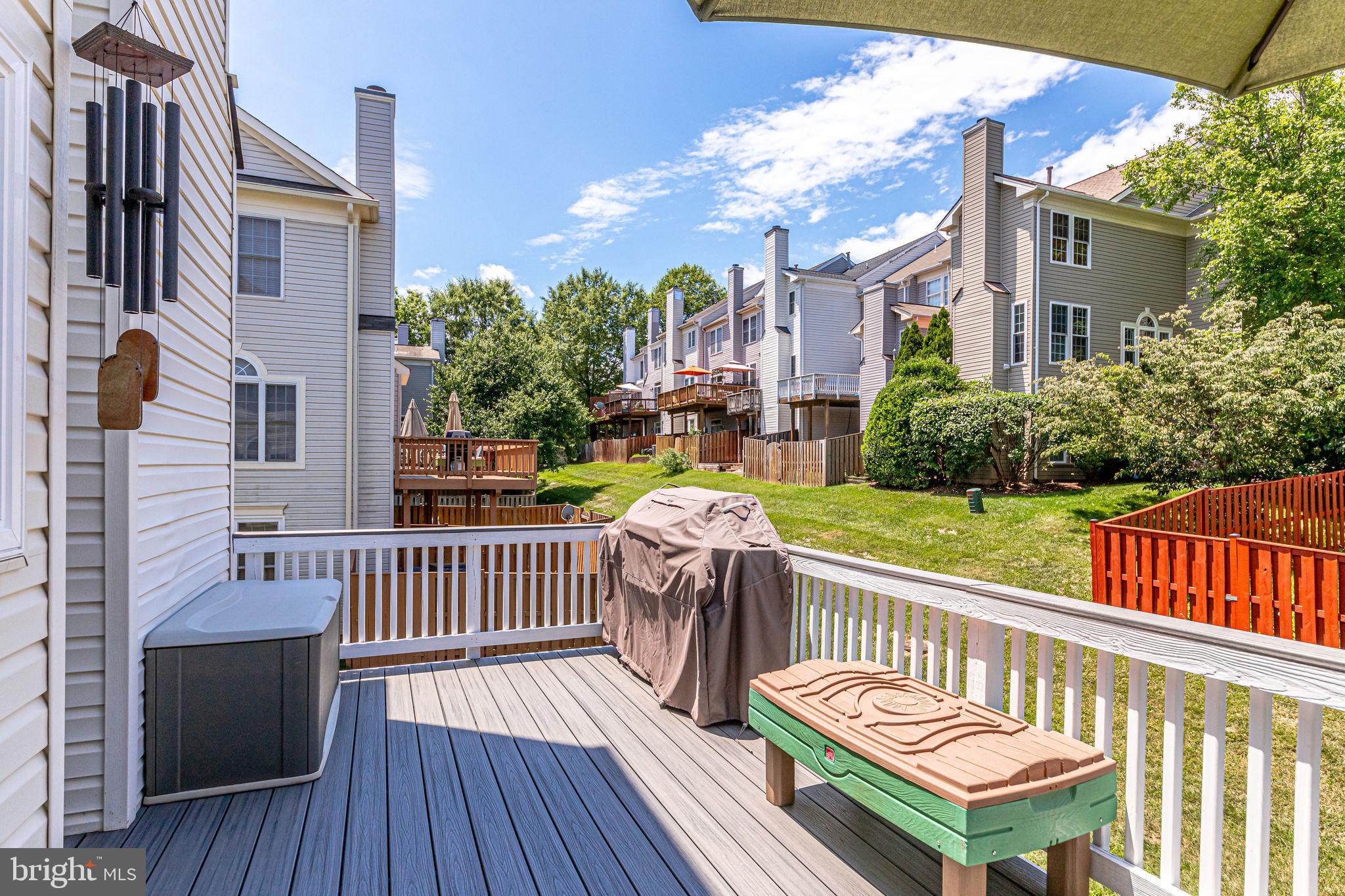 POTOMAC FALLS - Residential