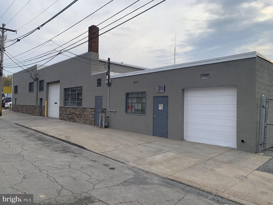 This +/- 12,000 SF warehouse features 16ft ceilings, three bathrooms, three offices, and three garage doors. Each office has heat and air conditioning, and the warehouse has ceiling mounted gas heaters. The garage doors are large enough for box trucks. The  +/- 16,000 SF fenced in lot has added fencing, separating front and back to lease to tenant/s (lease term Sept 2025).  The building comes with Phase I and Phase III power.  The roof was completed in 2022.  Property consists of 5 parcels.  This property can offer space for your business and enough to have tenants.  Make your appointment today.