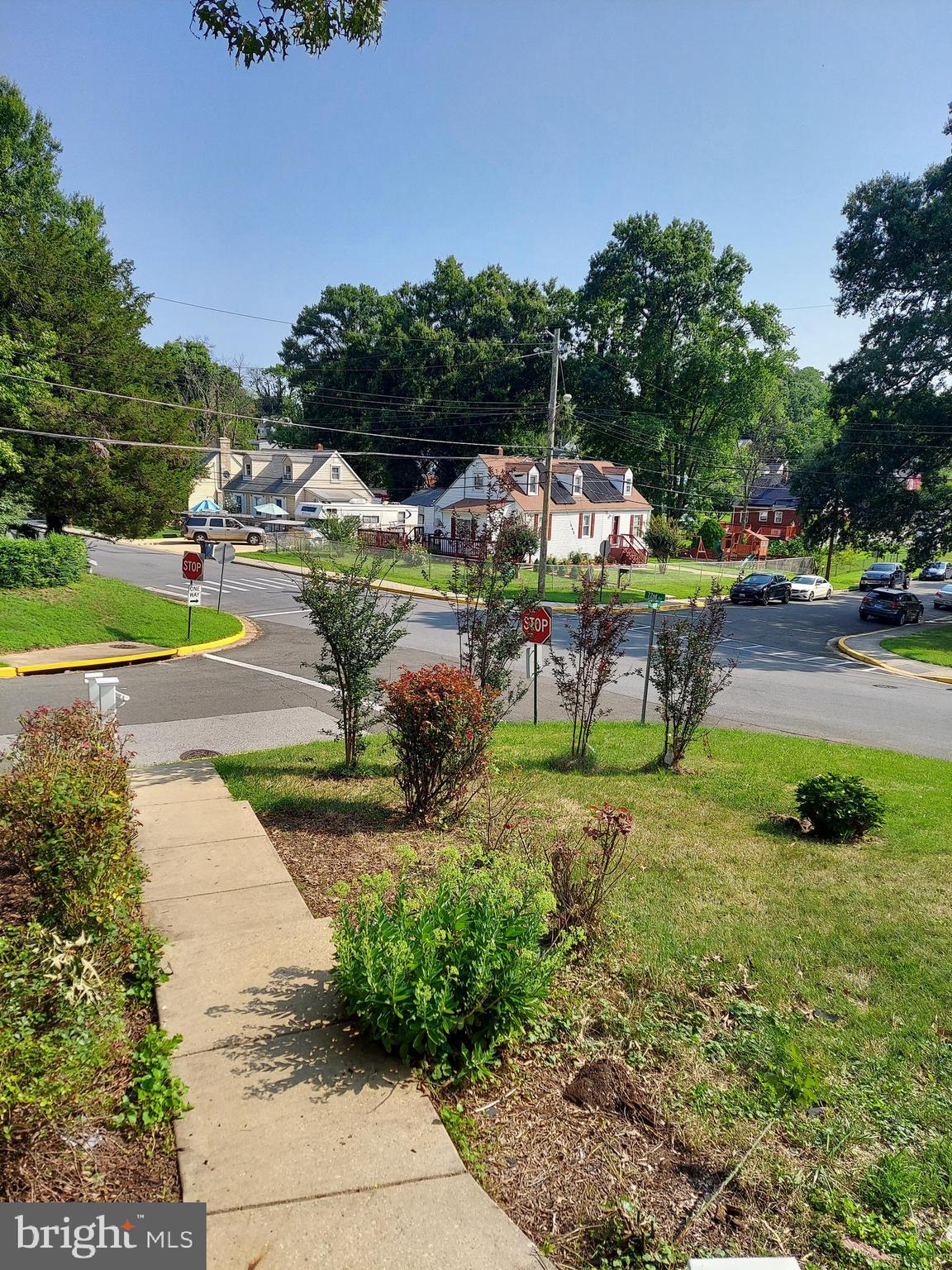 LANDOVER HILLS - Residential