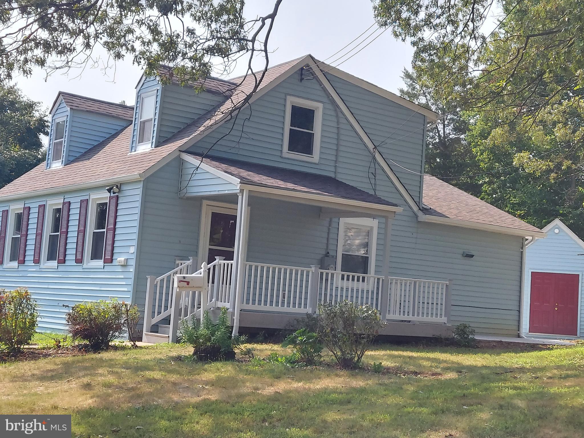 LANDOVER HILLS - Residential