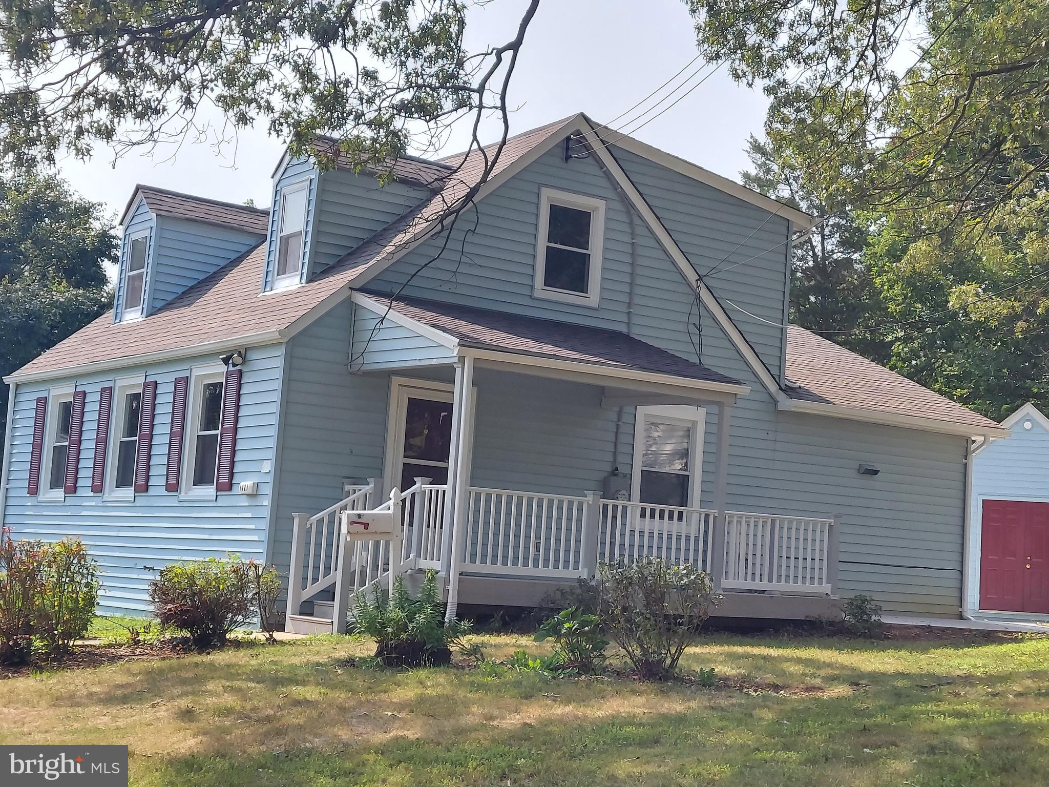 LANDOVER HILLS - Residential