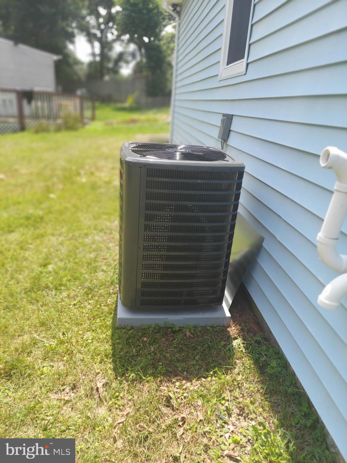 LANDOVER HILLS - Residential