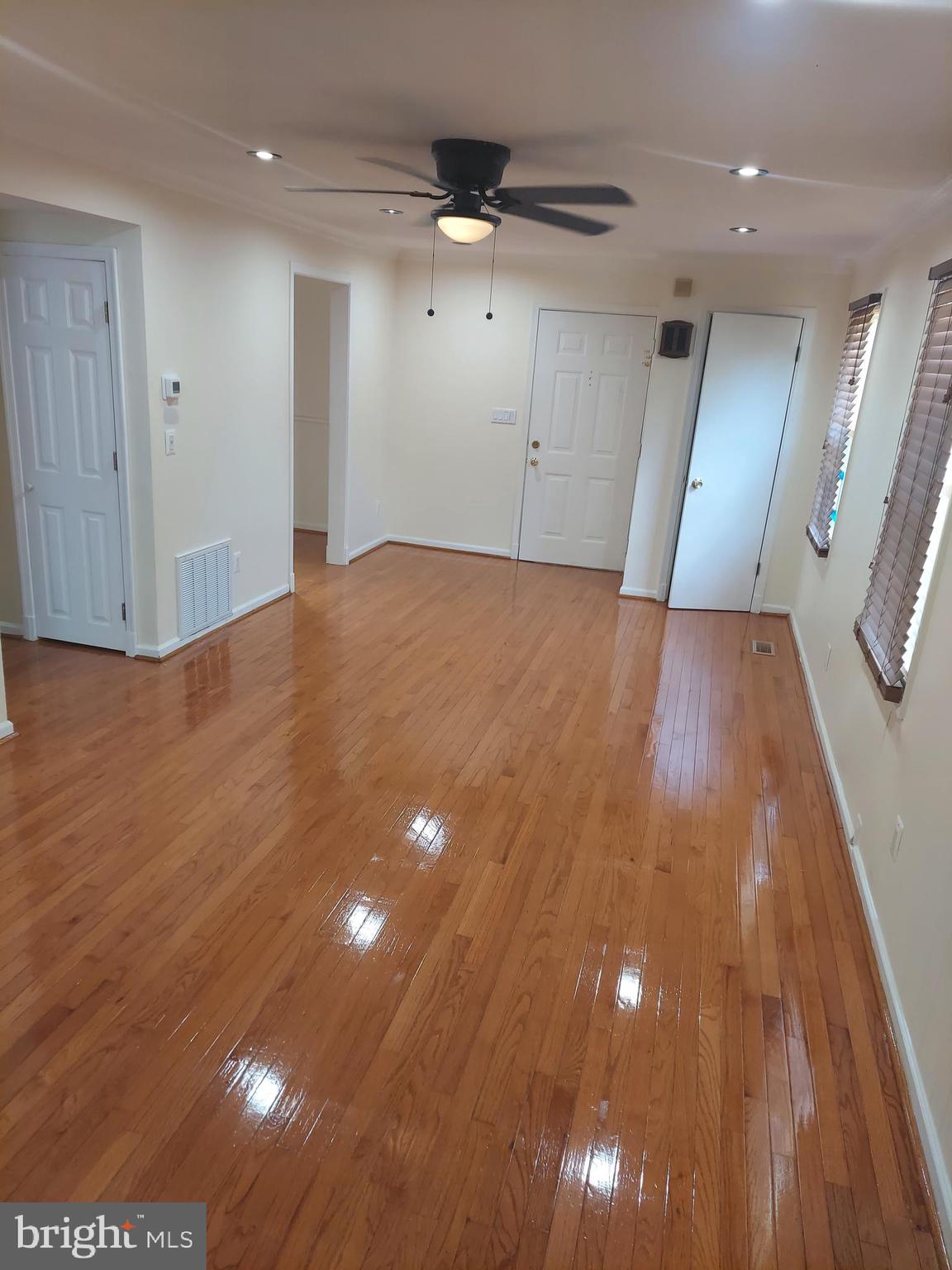 LANDOVER HILLS - Residential