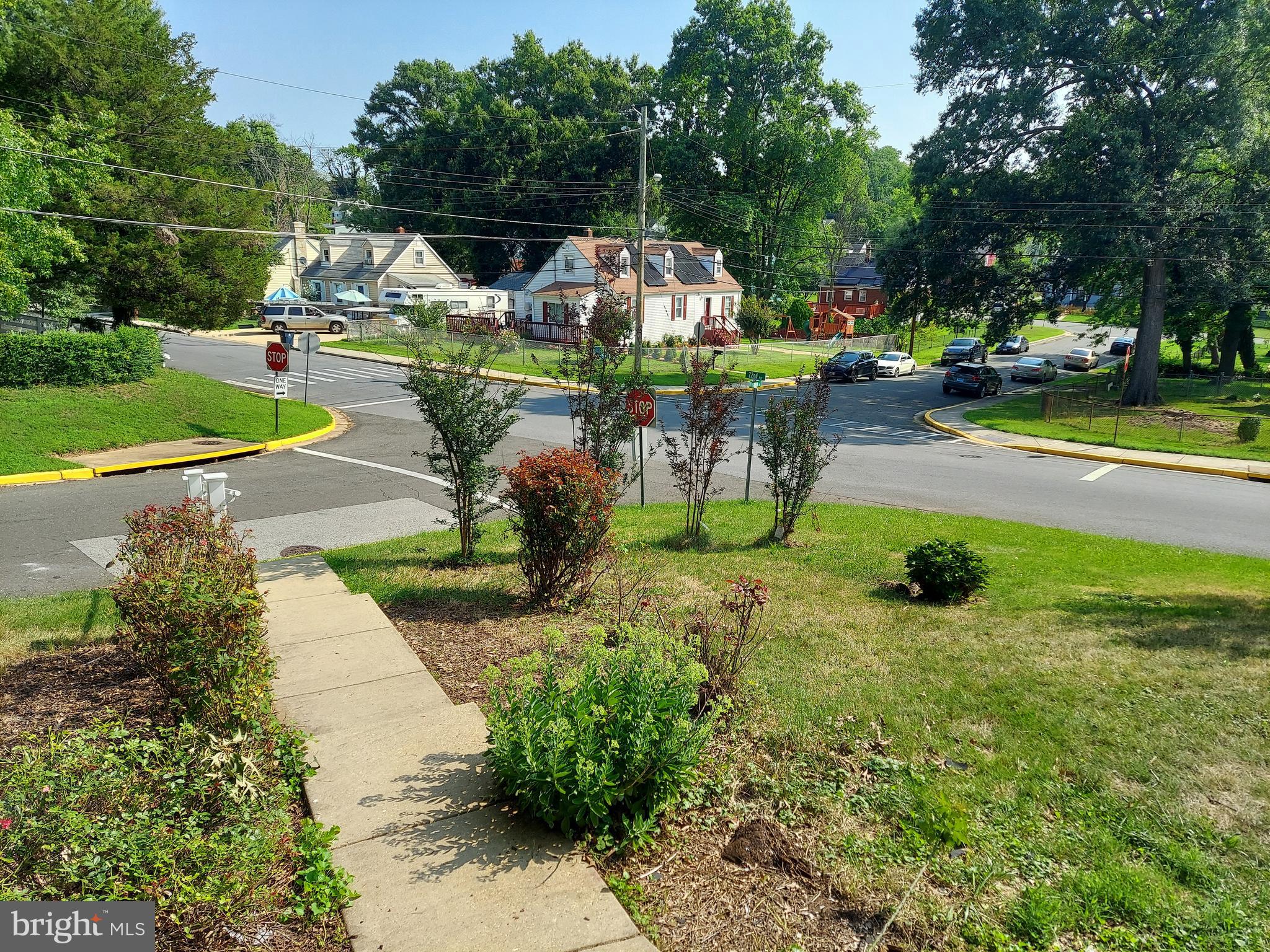 LANDOVER HILLS - Residential