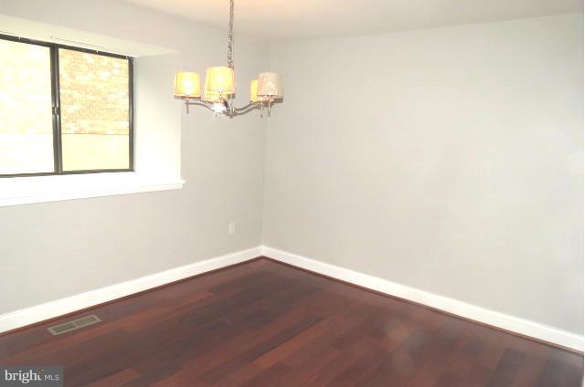 VILLAGE OF OWEN BROWN - Residential