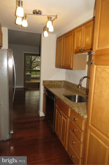 VILLAGE OF OWEN BROWN - Residential