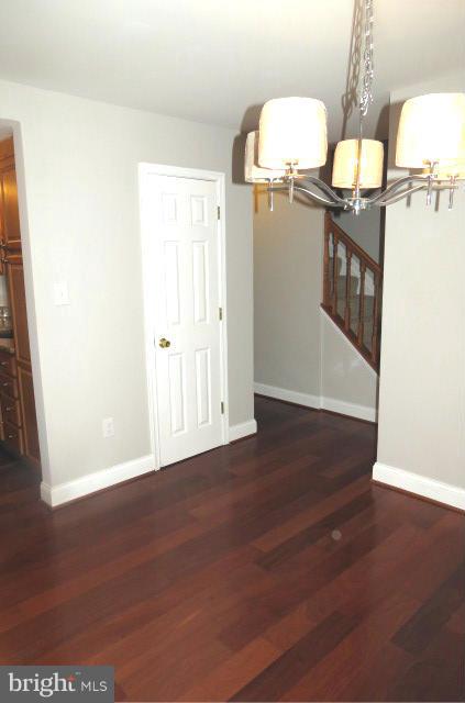 VILLAGE OF OWEN BROWN - Residential