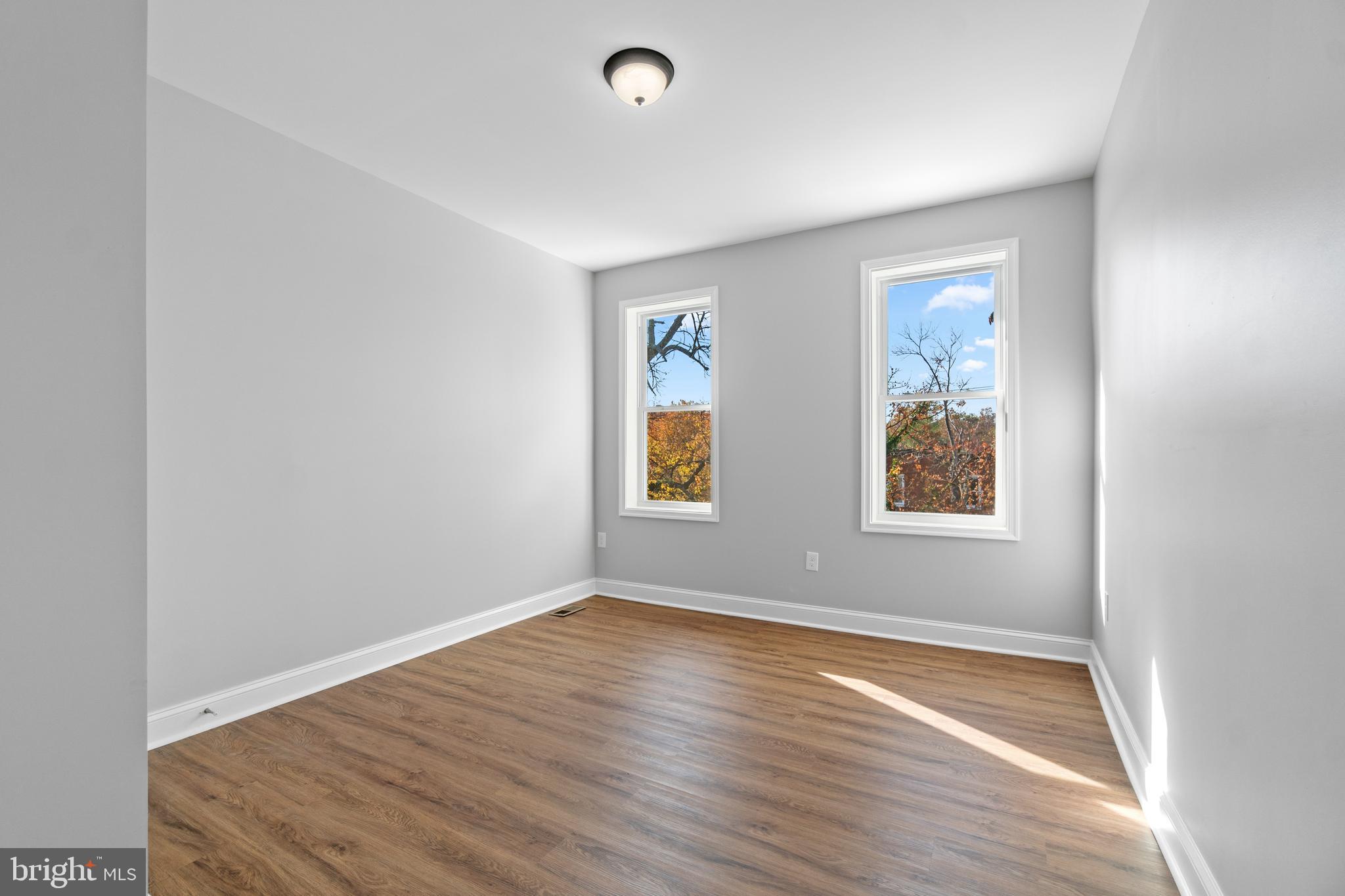 ROSEMONT - Residential