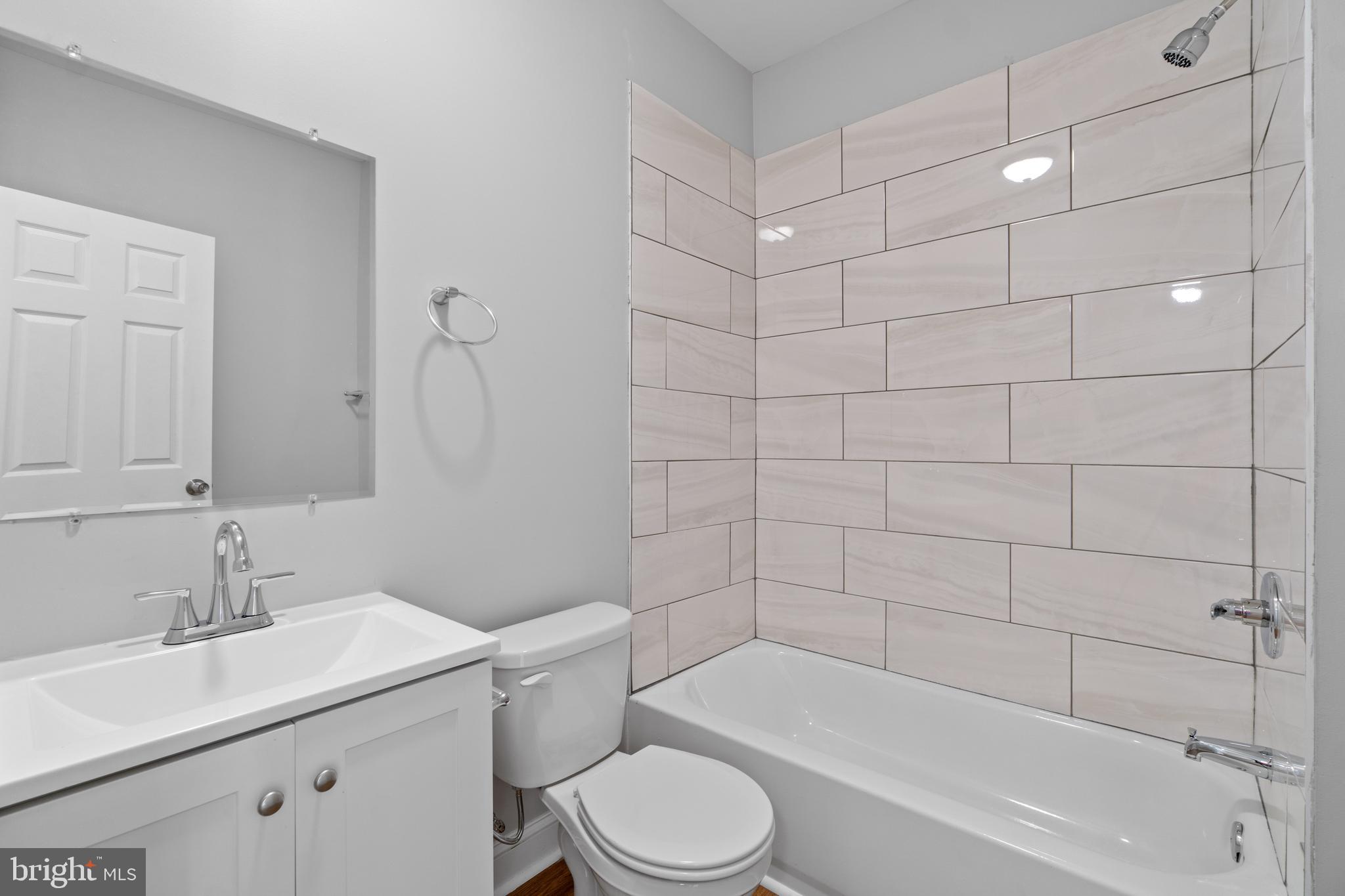 ROSEMONT - Residential