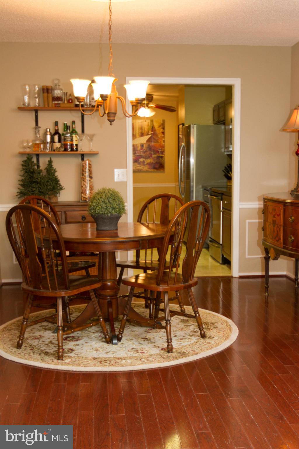 ALEXANDRIA KNOLLS - Residential