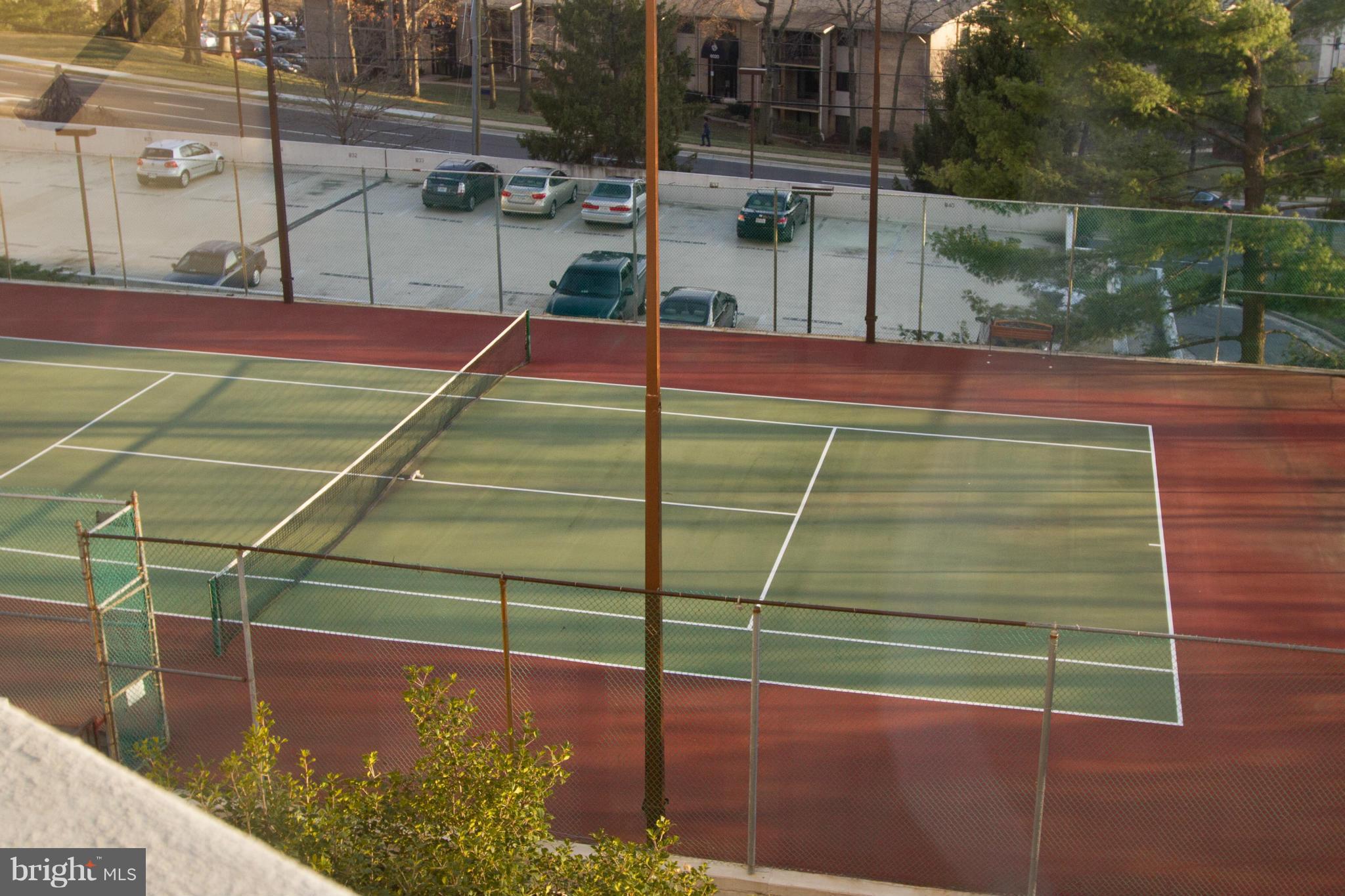 ALEXANDRIA KNOLLS - Residential