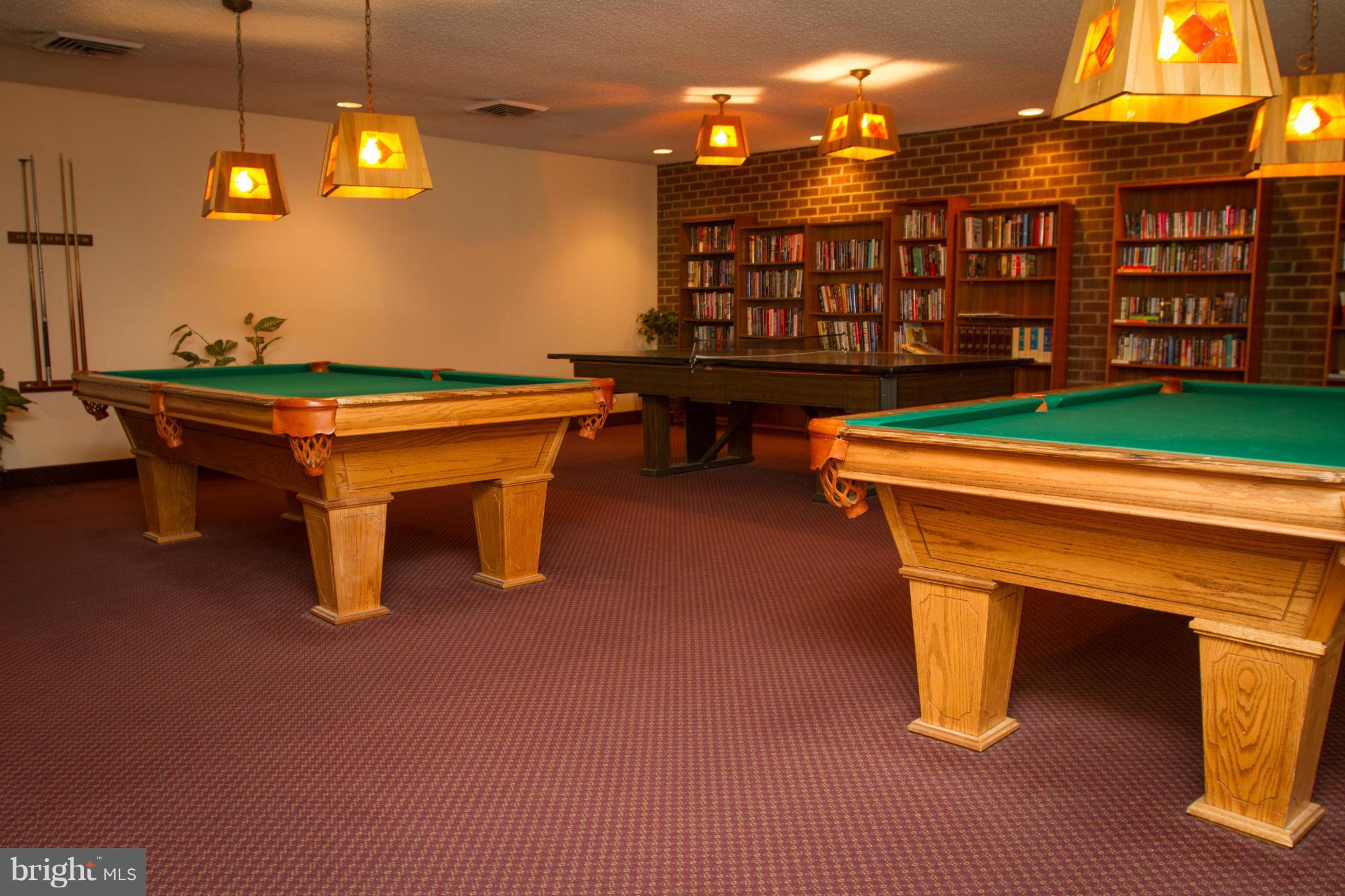 ALEXANDRIA KNOLLS - Residential