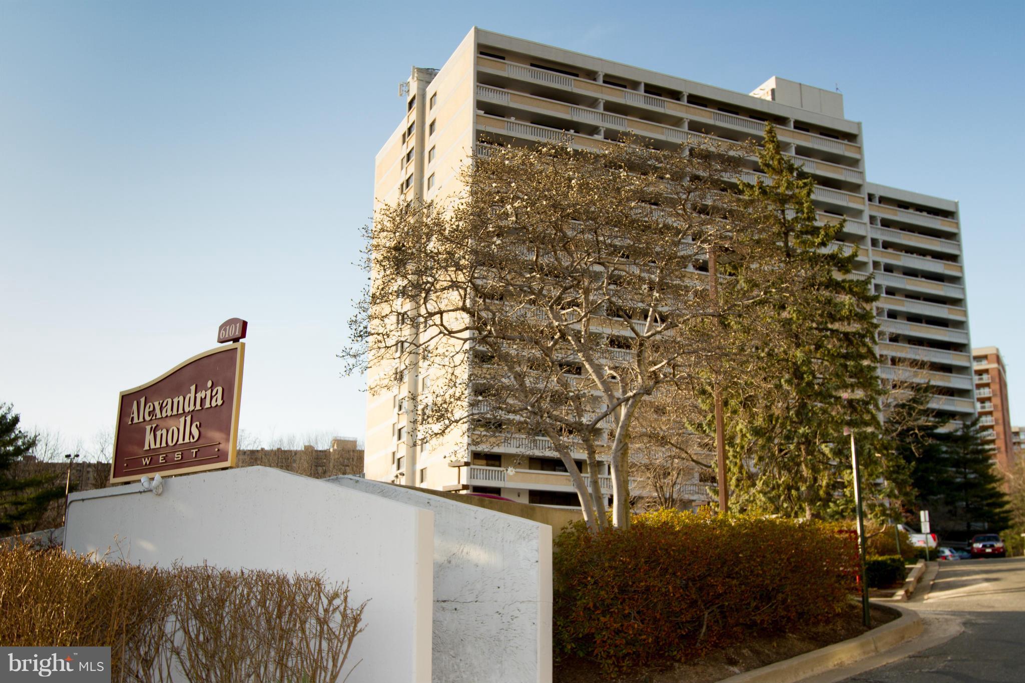 ALEXANDRIA KNOLLS - Residential