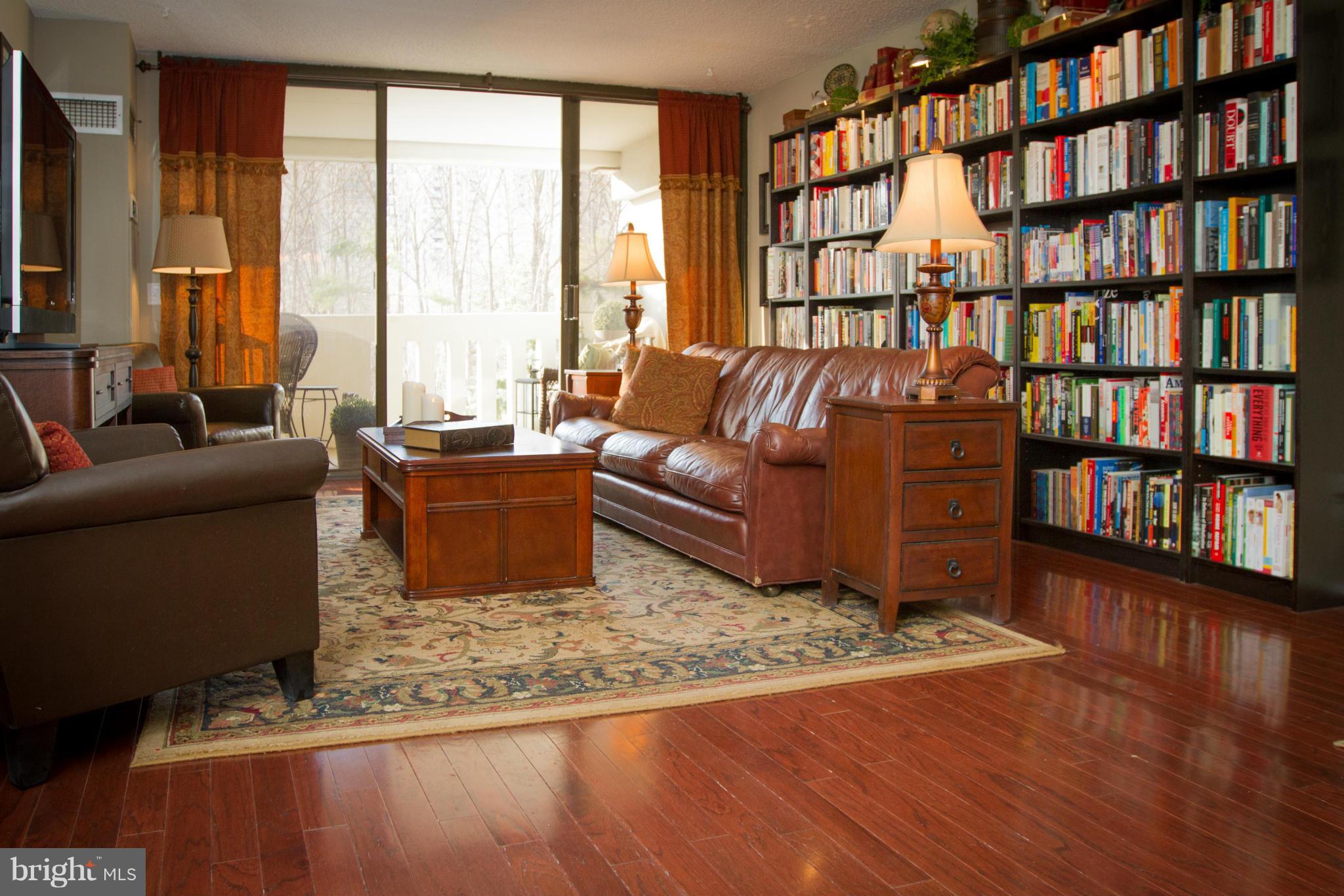 ALEXANDRIA KNOLLS - Residential